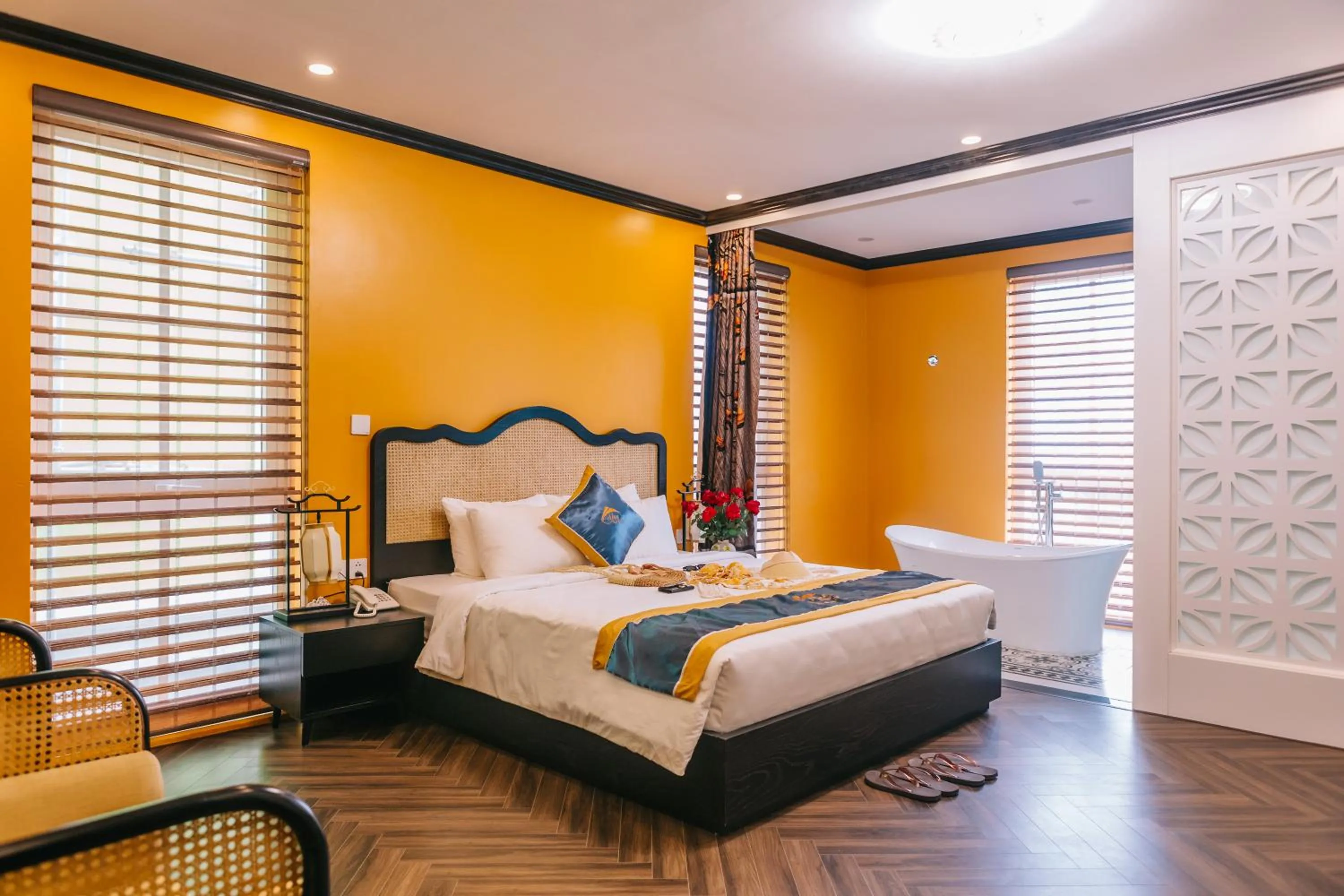 Bed in Alee HaLong Hotel