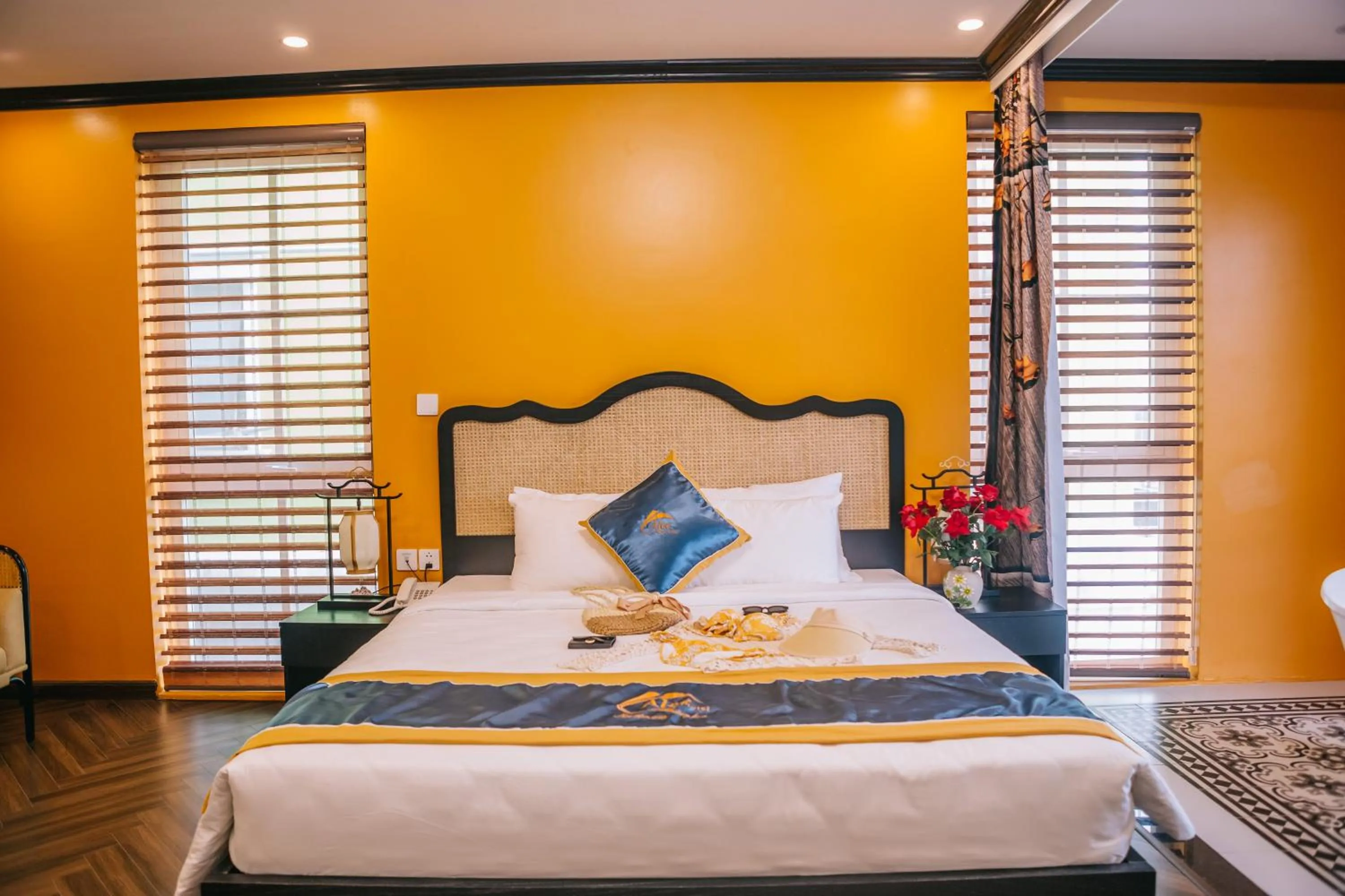 Bed in Alee HaLong Hotel