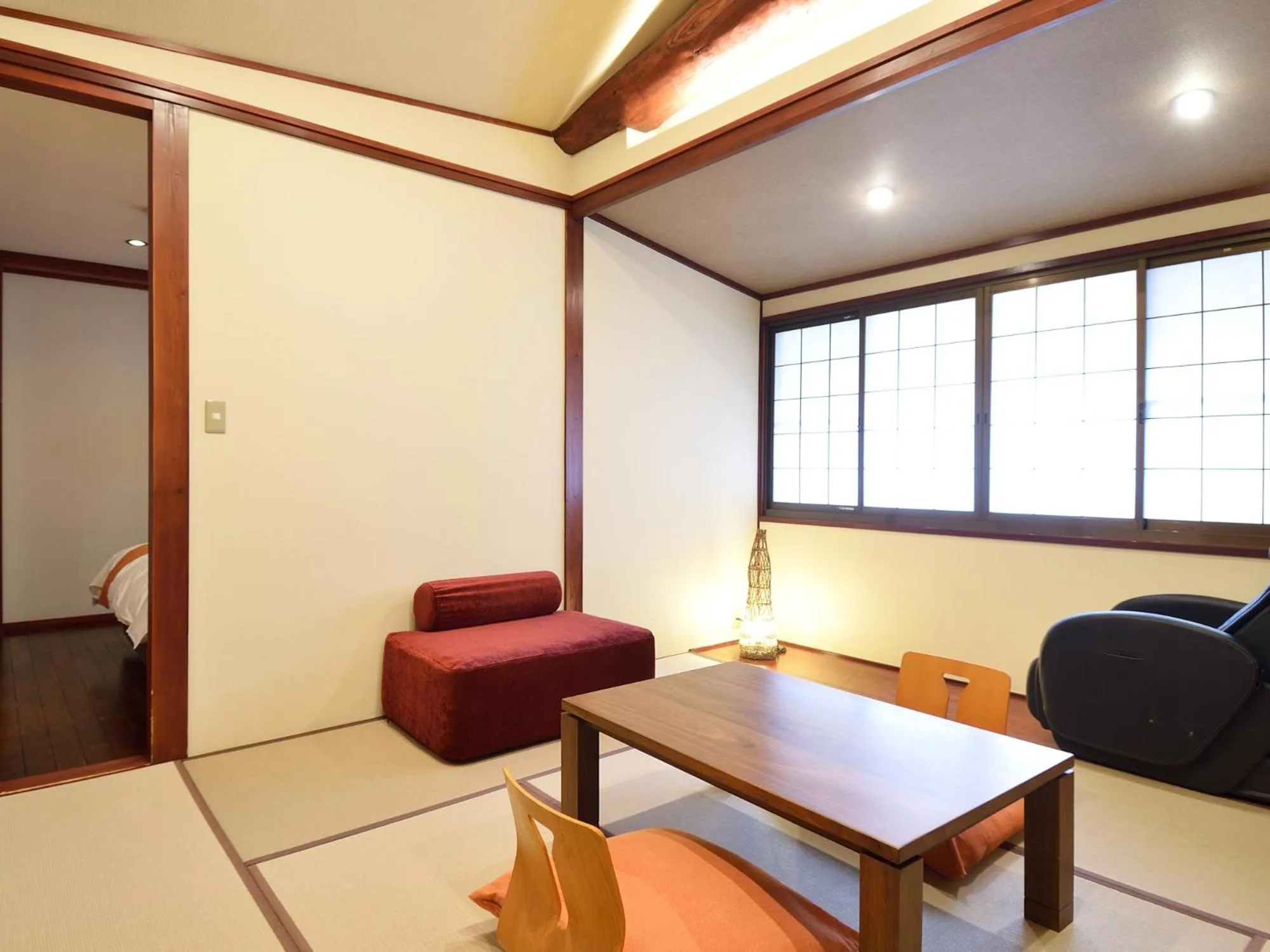 Photo of the whole room in Ryokan Okayama