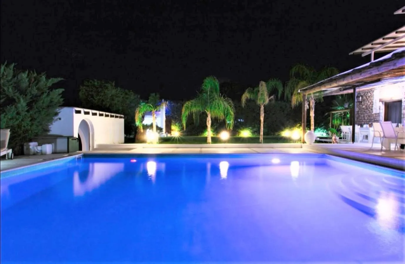 White Diamond Villa