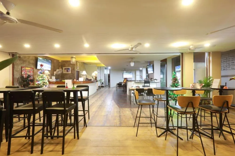 Lobby or reception in Pasadena Lodge