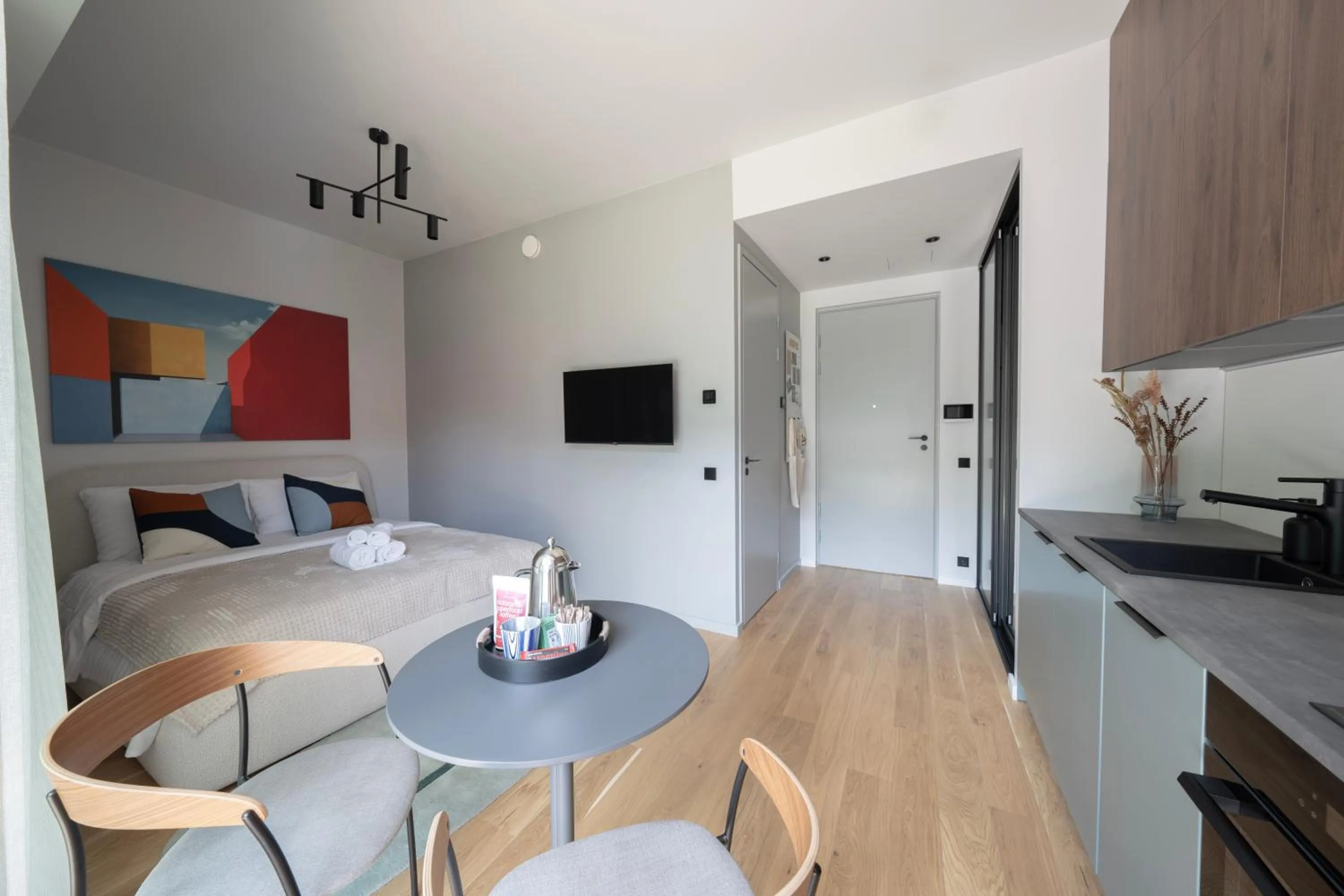 Living room, Bed in Bob W Pärnu