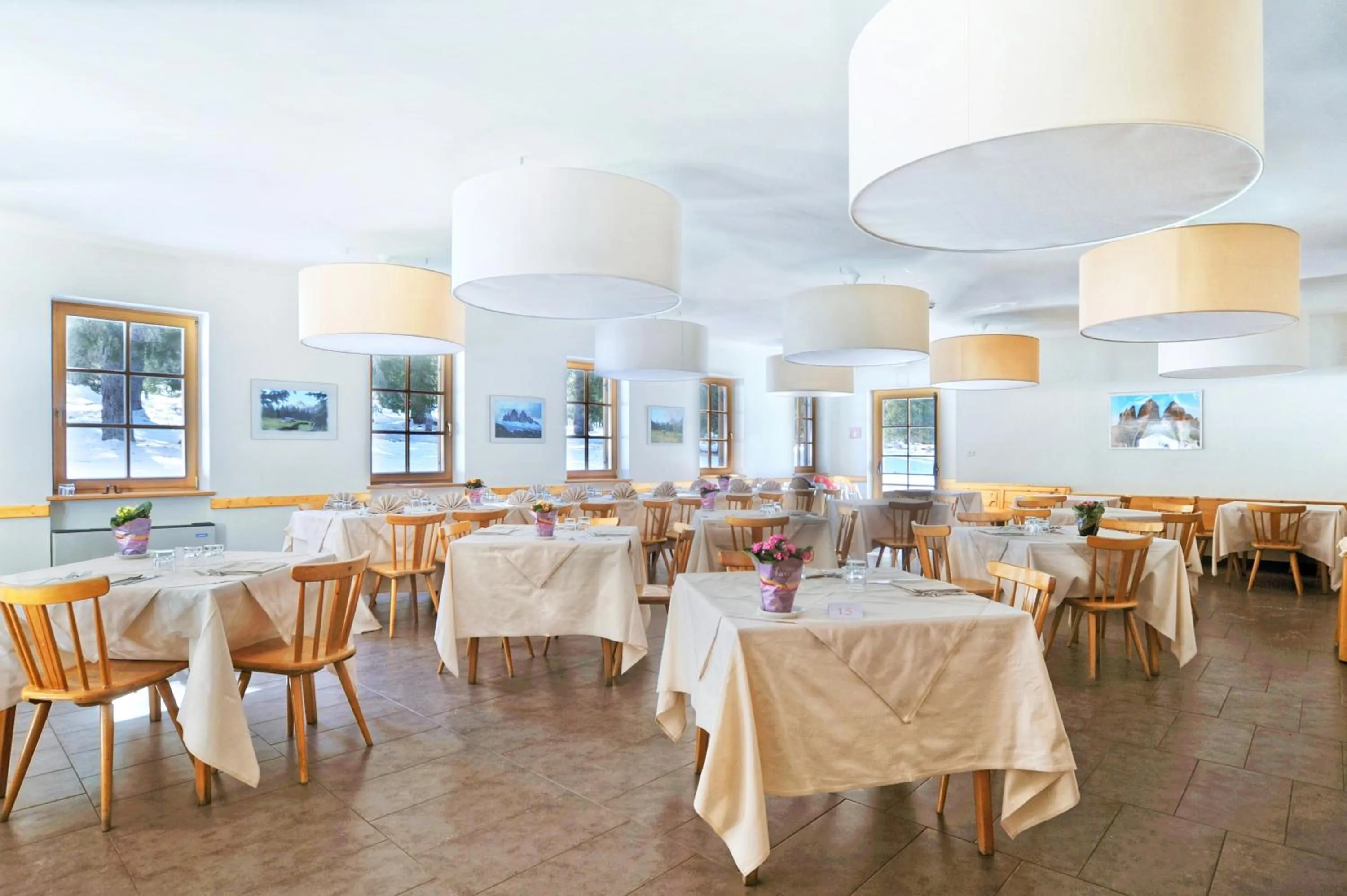 Restaurant/places to eat in Hotel Croda Rossa