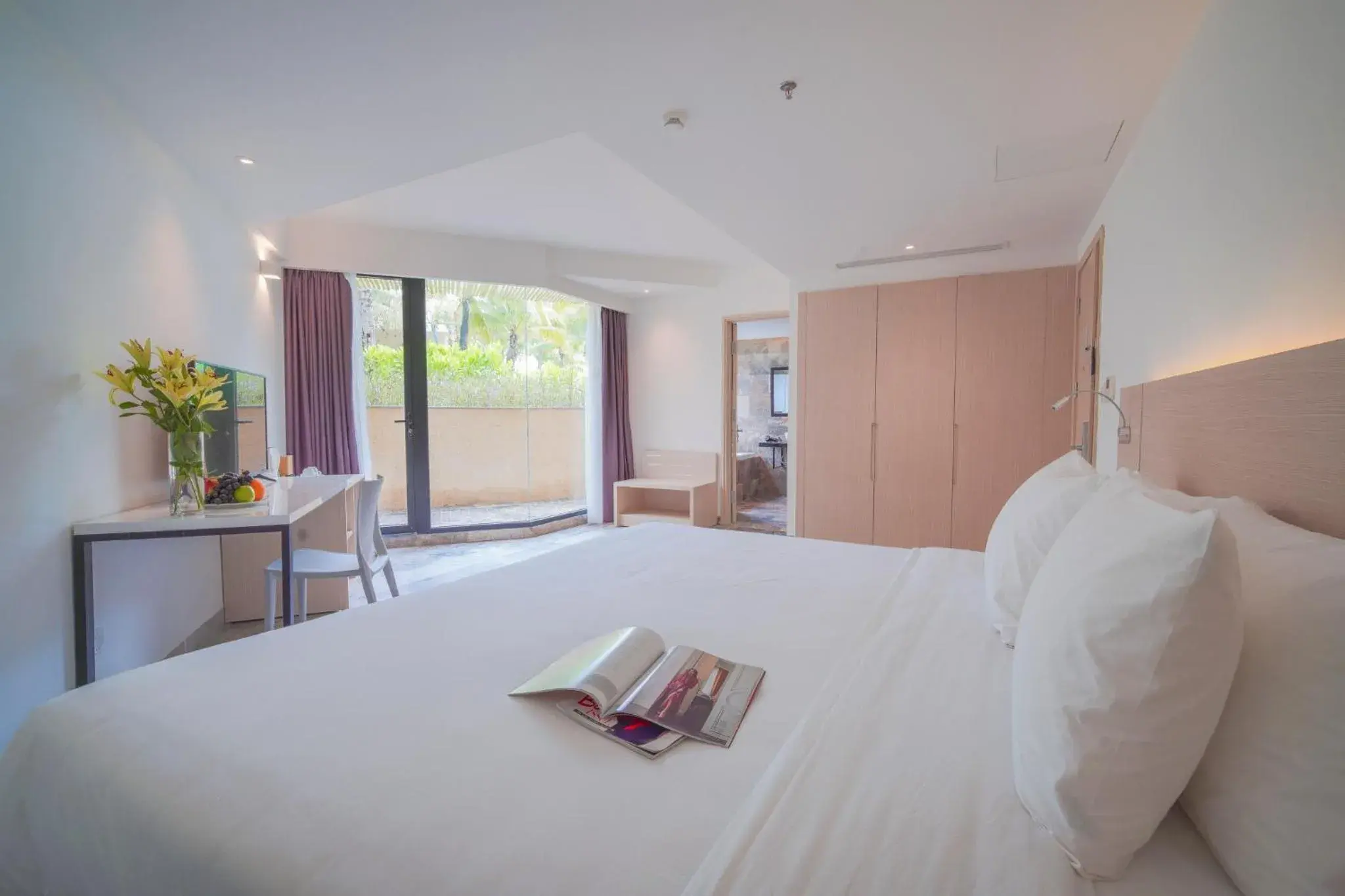 Superior King Room in Temple Da Nang Resort Superior King Room in Temple Da Nang Resort