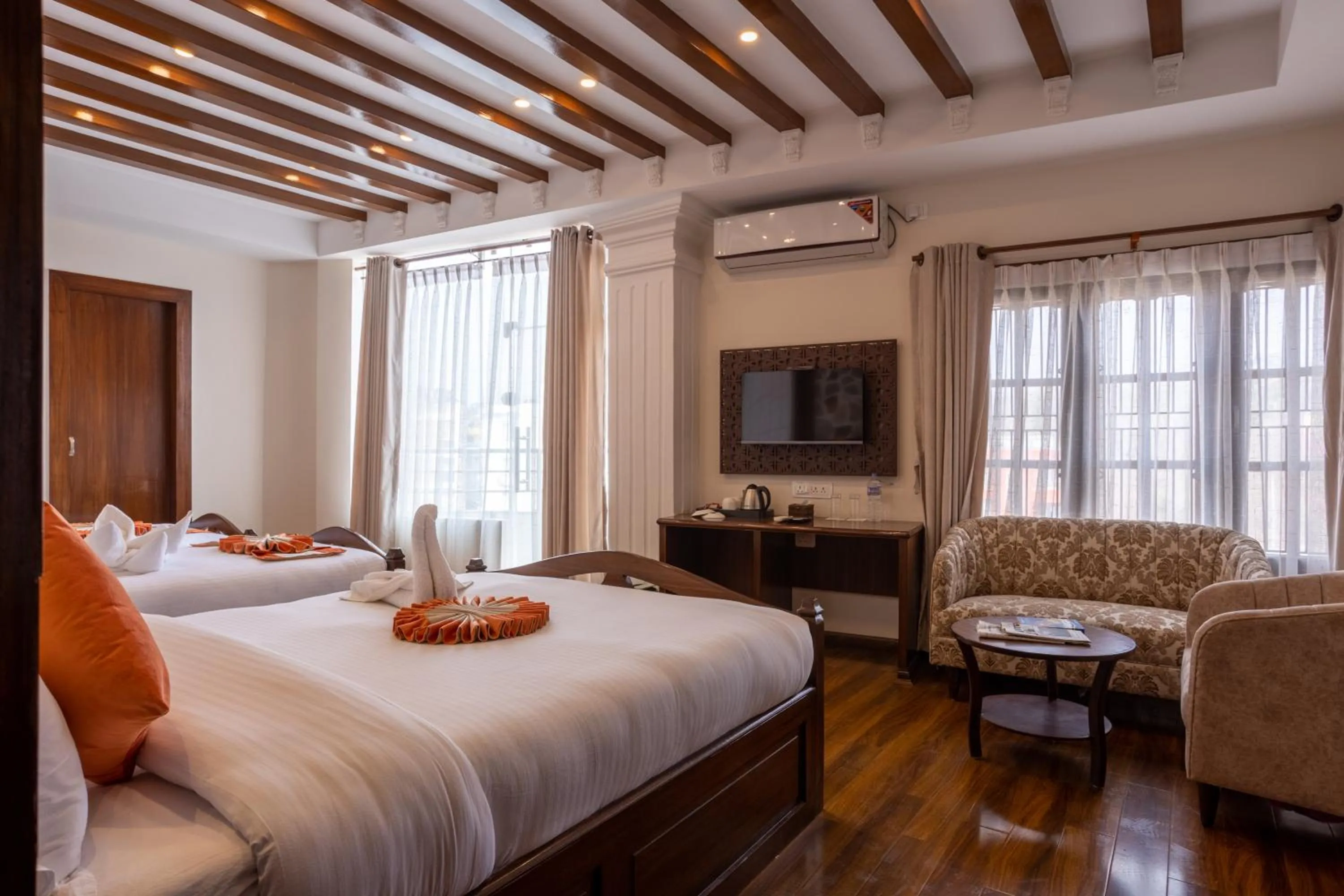 Bedroom, Bed in Airport Himalaya Boutique Hotel