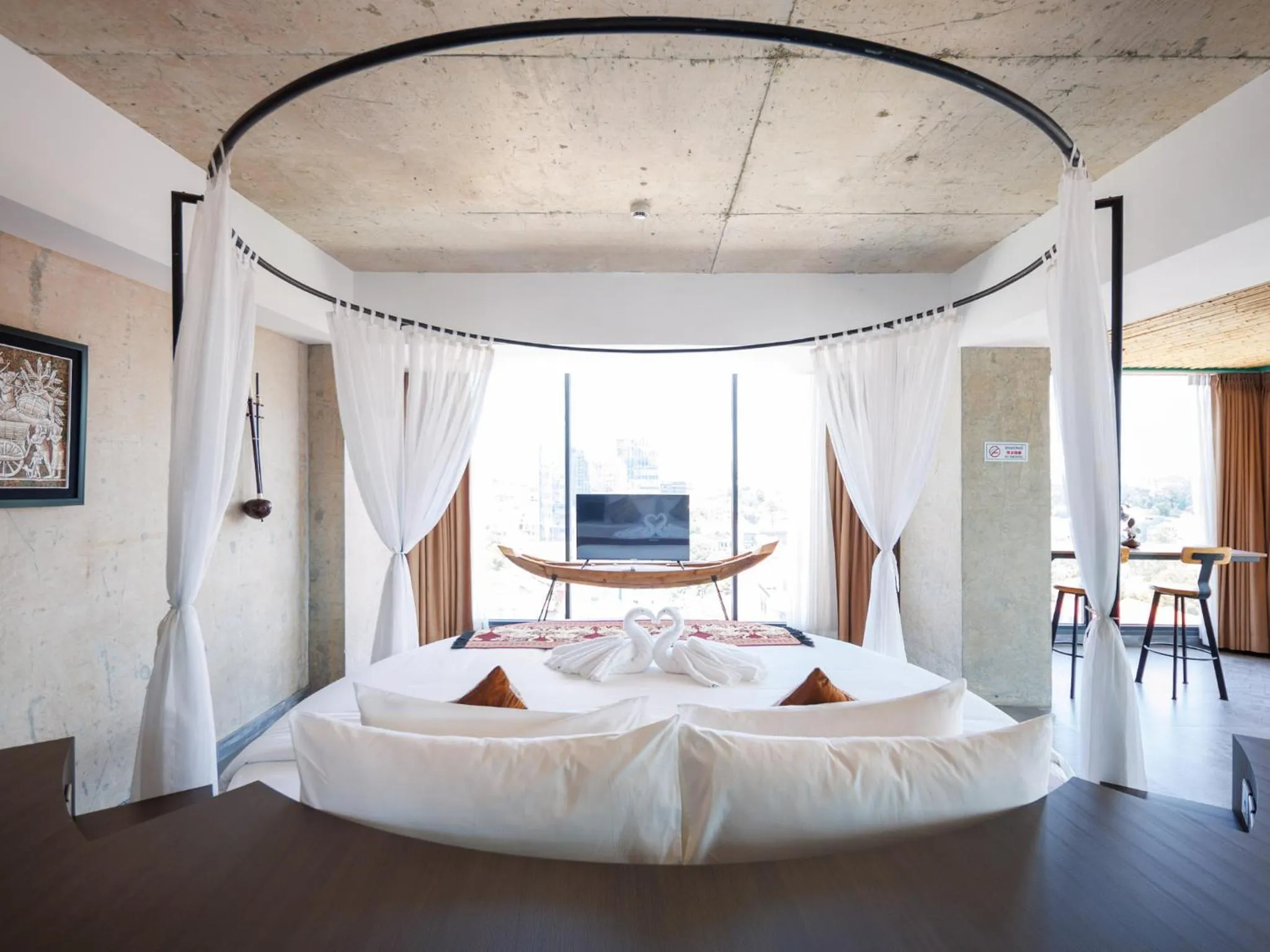 Photo of the whole room, Bed in CHECK inn Phnom Penh Royal Palace