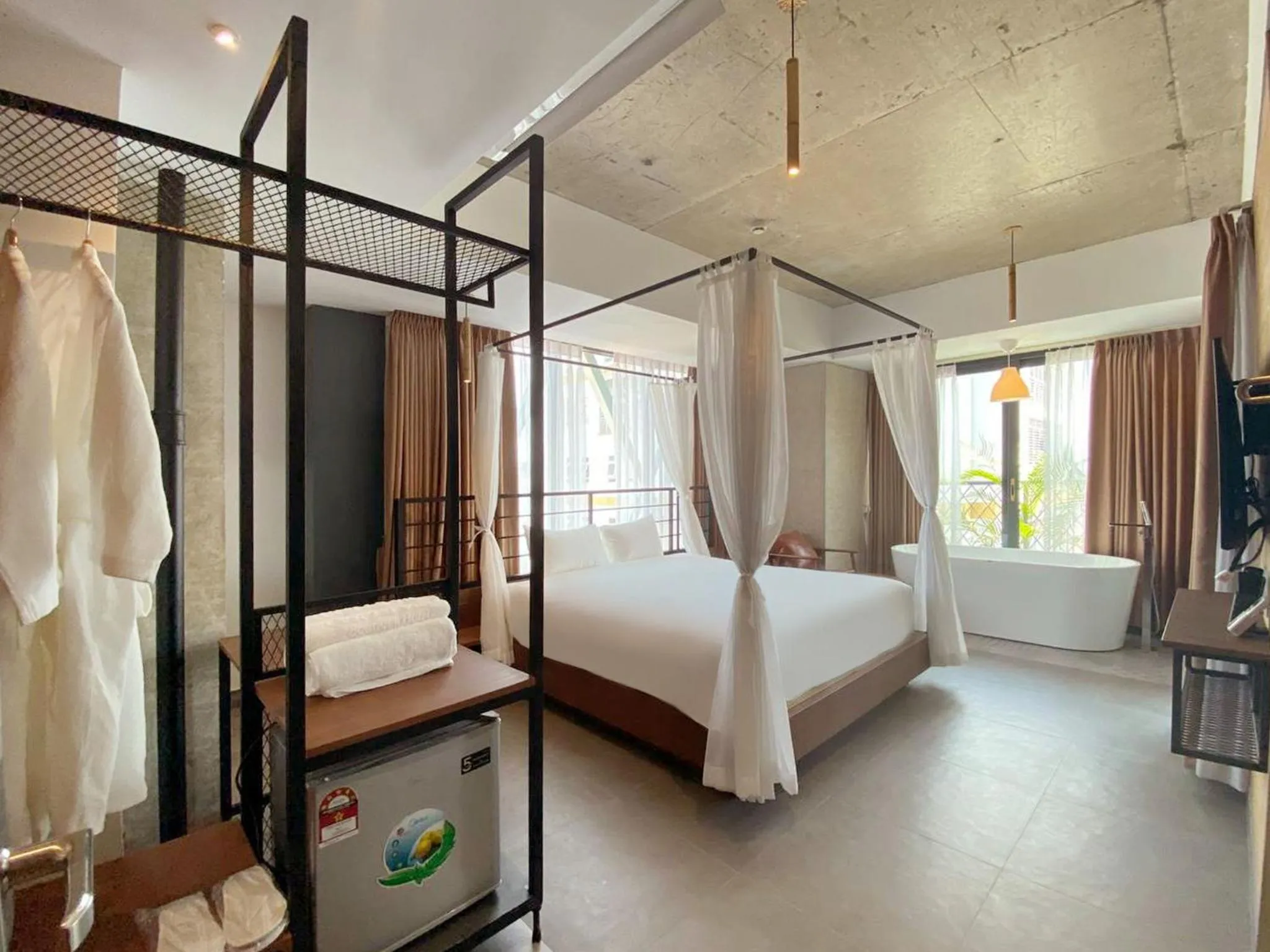 Photo of the whole room, Bed in CHECK inn Phnom Penh Royal Palace