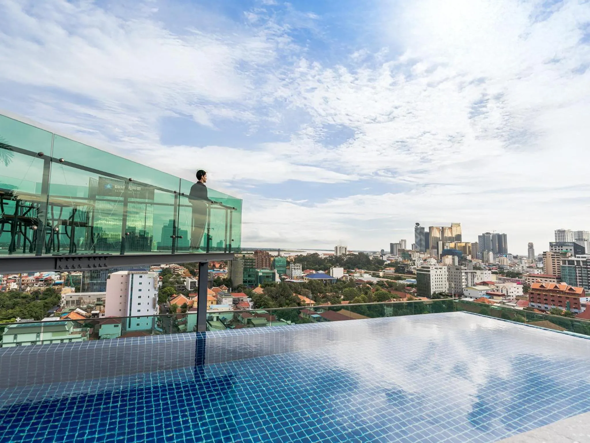 Swimming pool in CHECK inn Phnom Penh Royal Palace