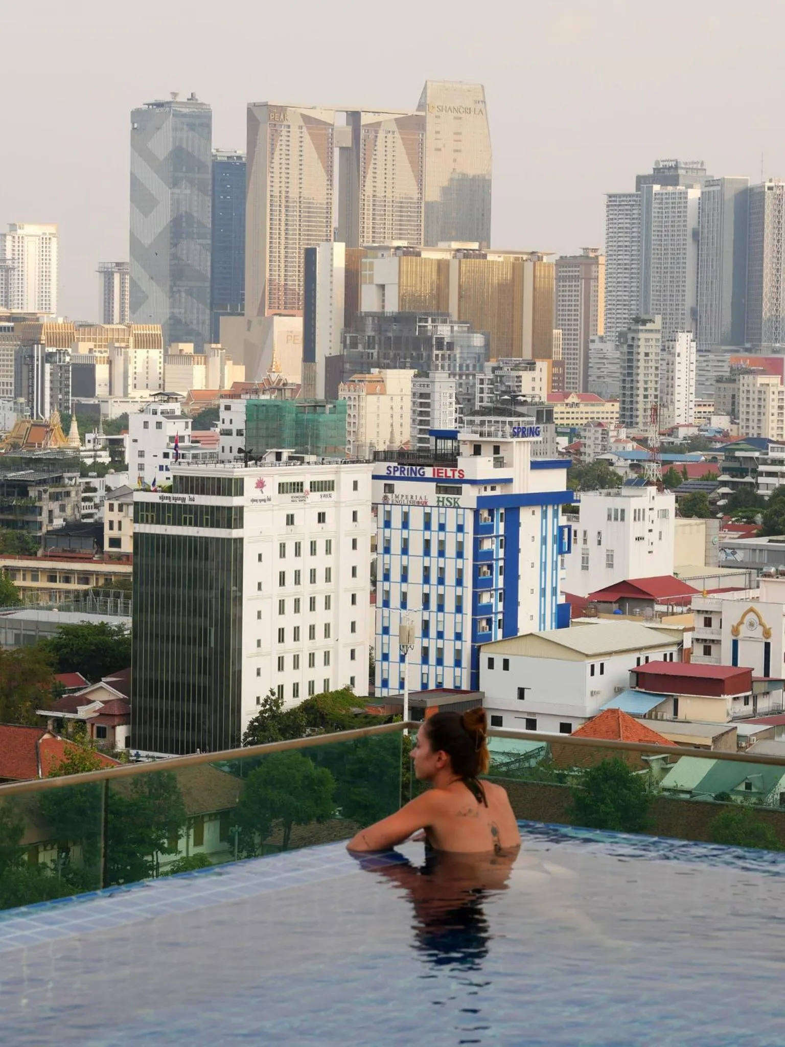 Swimming pool in CHECK inn Phnom Penh Royal Palace