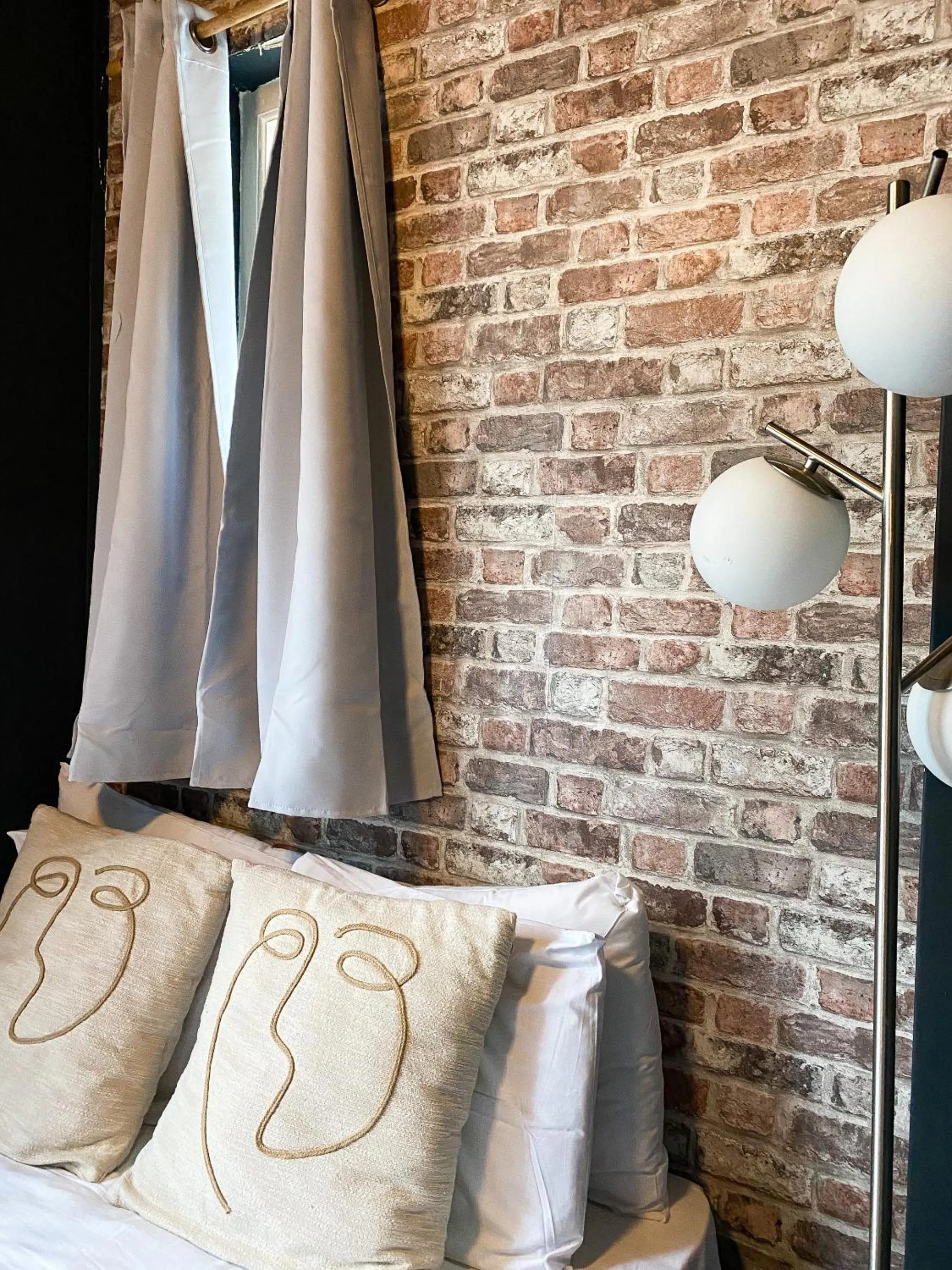 Bedroom, Bed in Modern Studios Close To Hyde Park