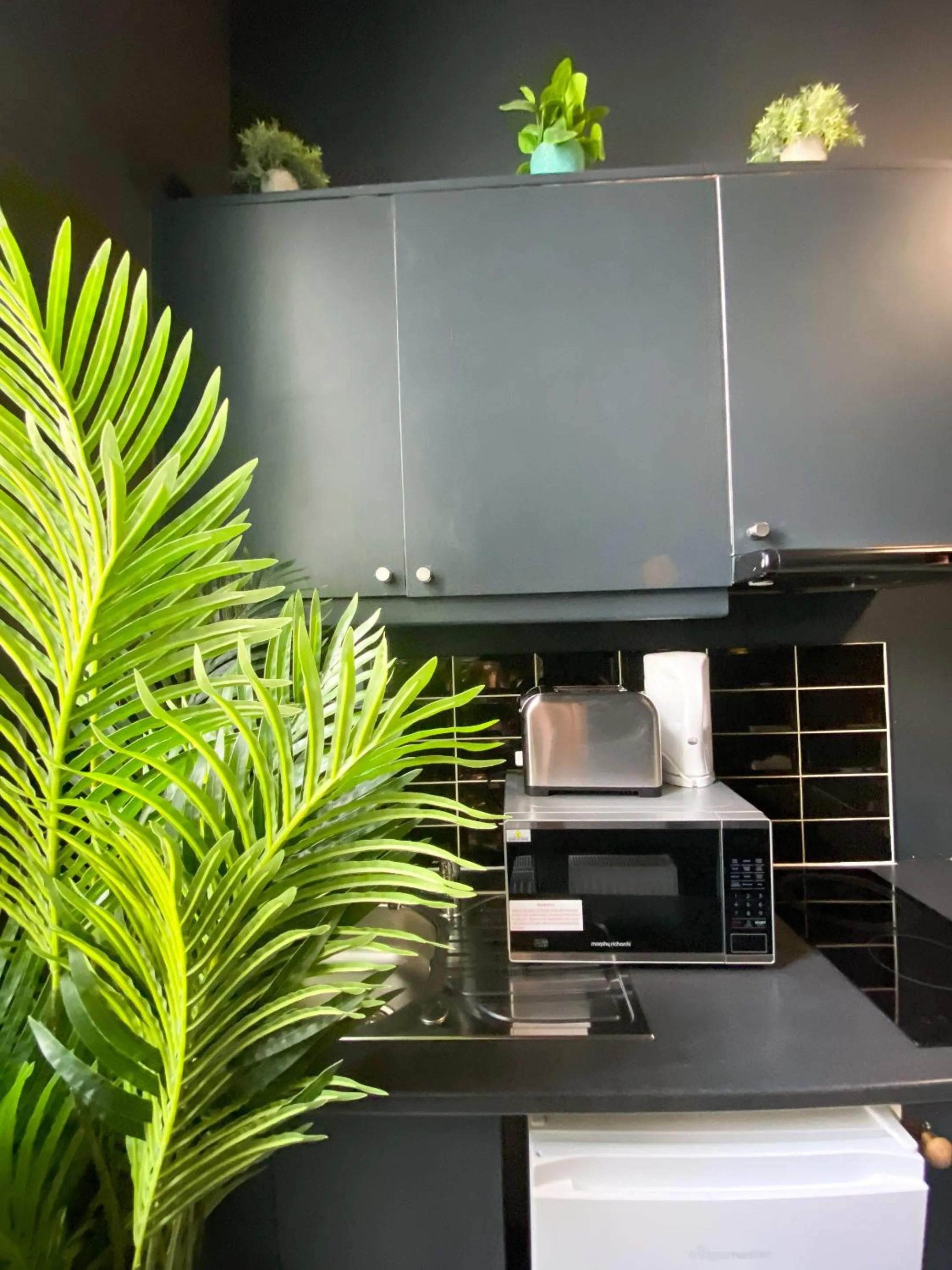 Kitchen or kitchenette in Modern Studios Close To Hyde Park