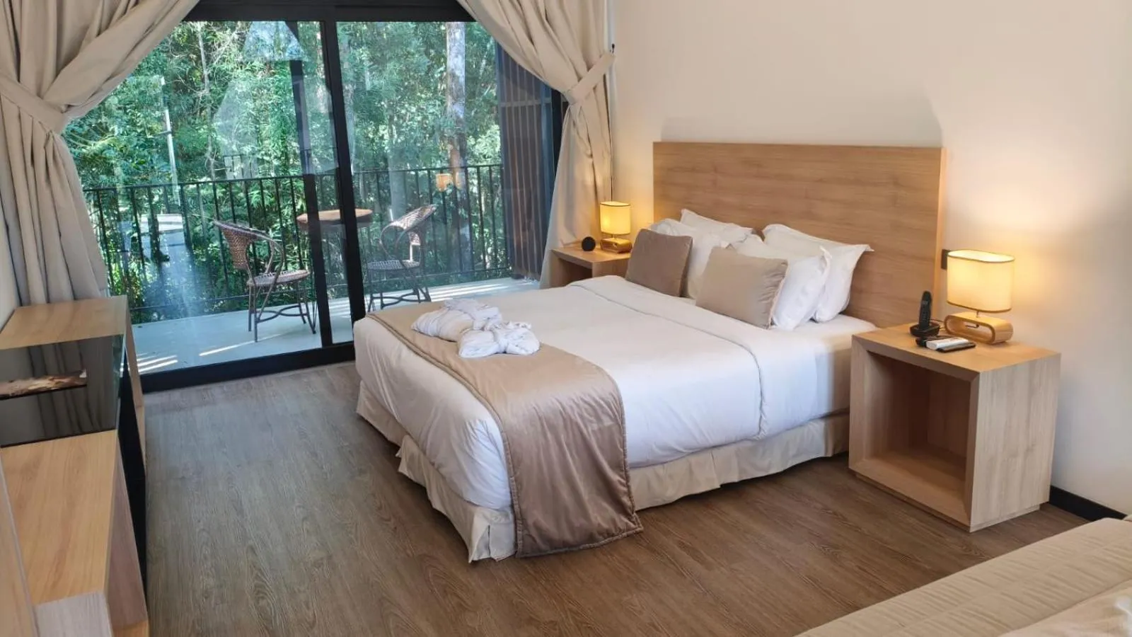 Bed in Hotel Boutique Vinícola Araucária by Slaviero Hotéis
