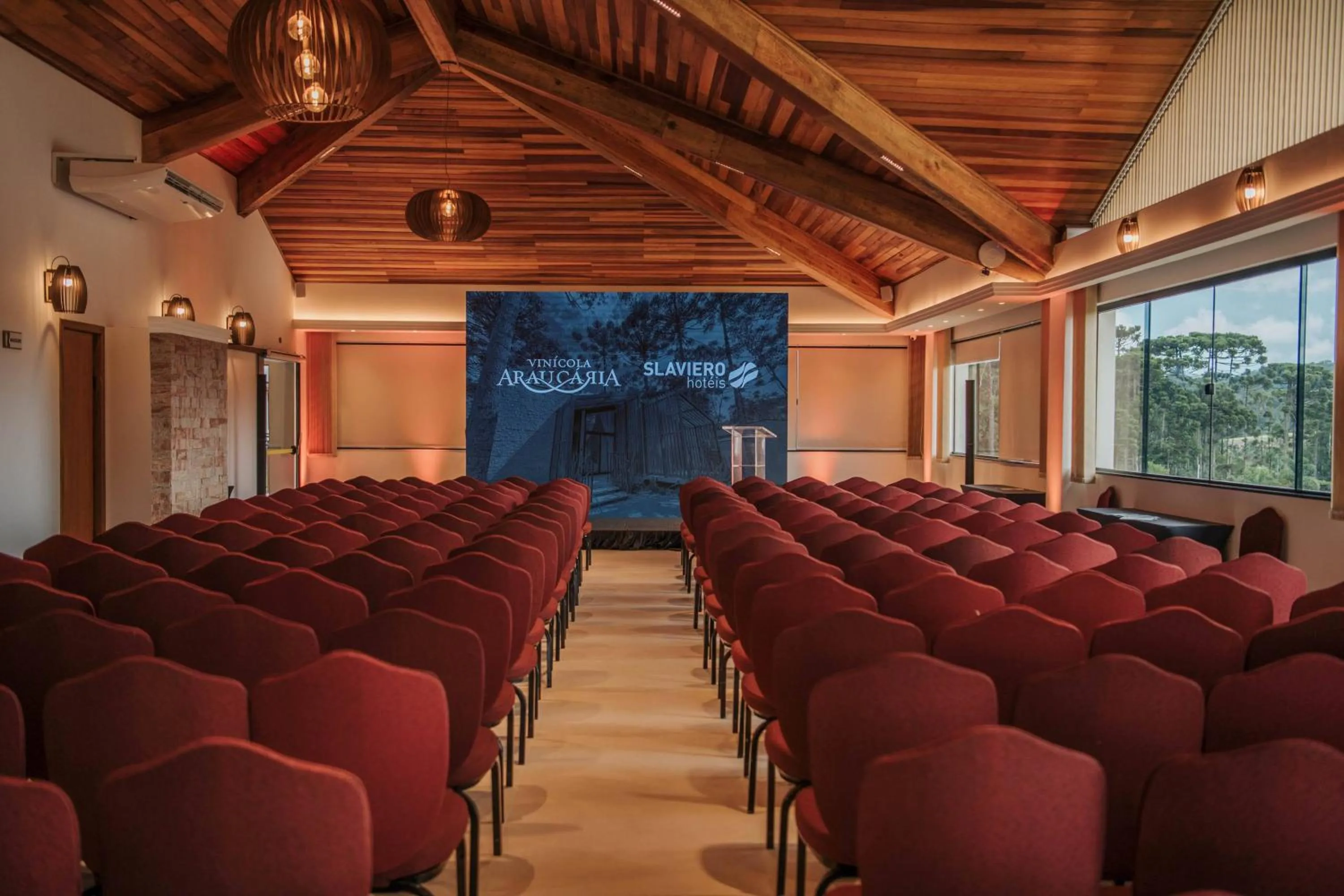 Banquet/Function facilities in Hotel Boutique Vinícola Araucária by Slaviero Hotéis