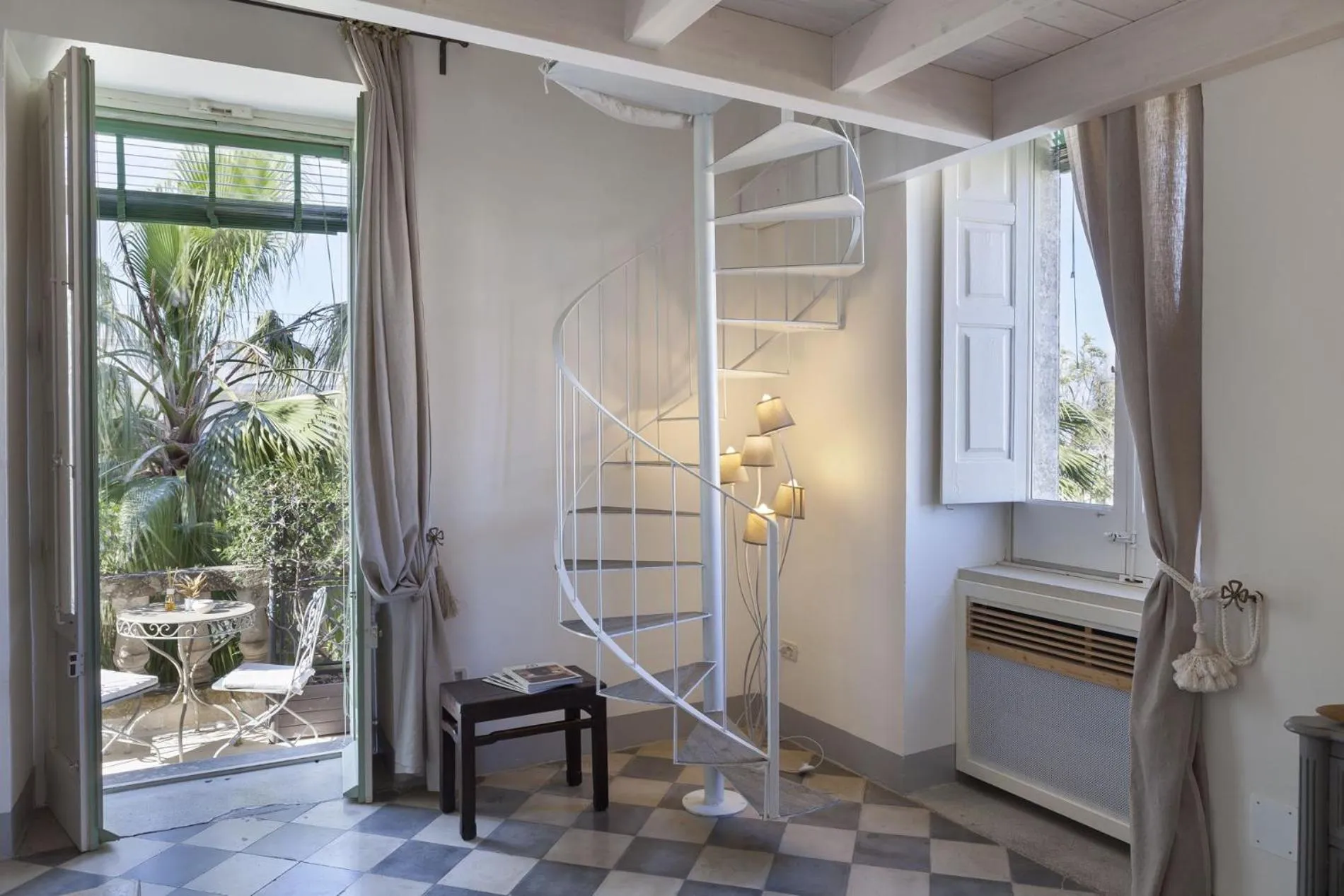 Bedroom in Palazzo Siena - Home & More