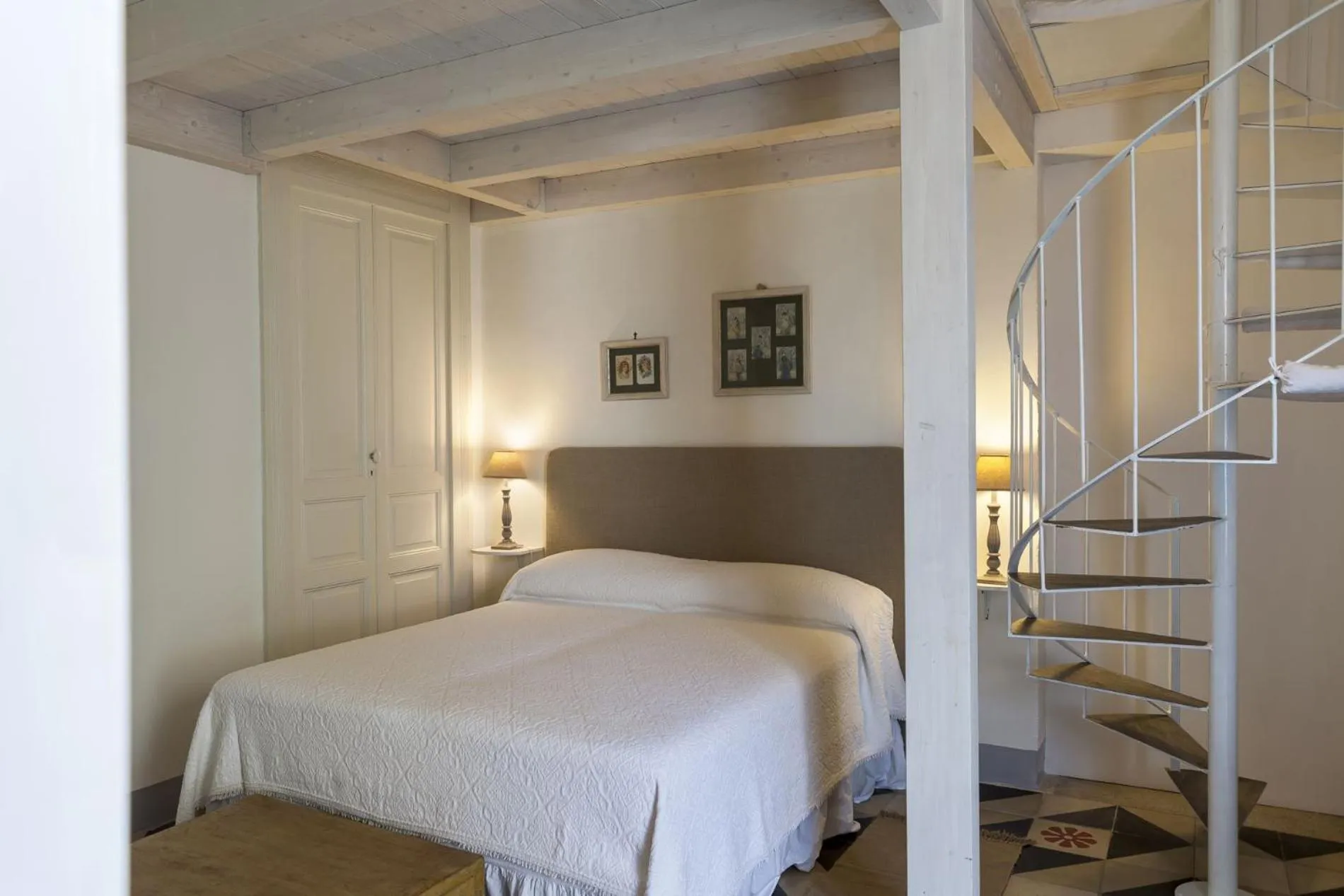 Bedroom in Palazzo Siena - Home & More