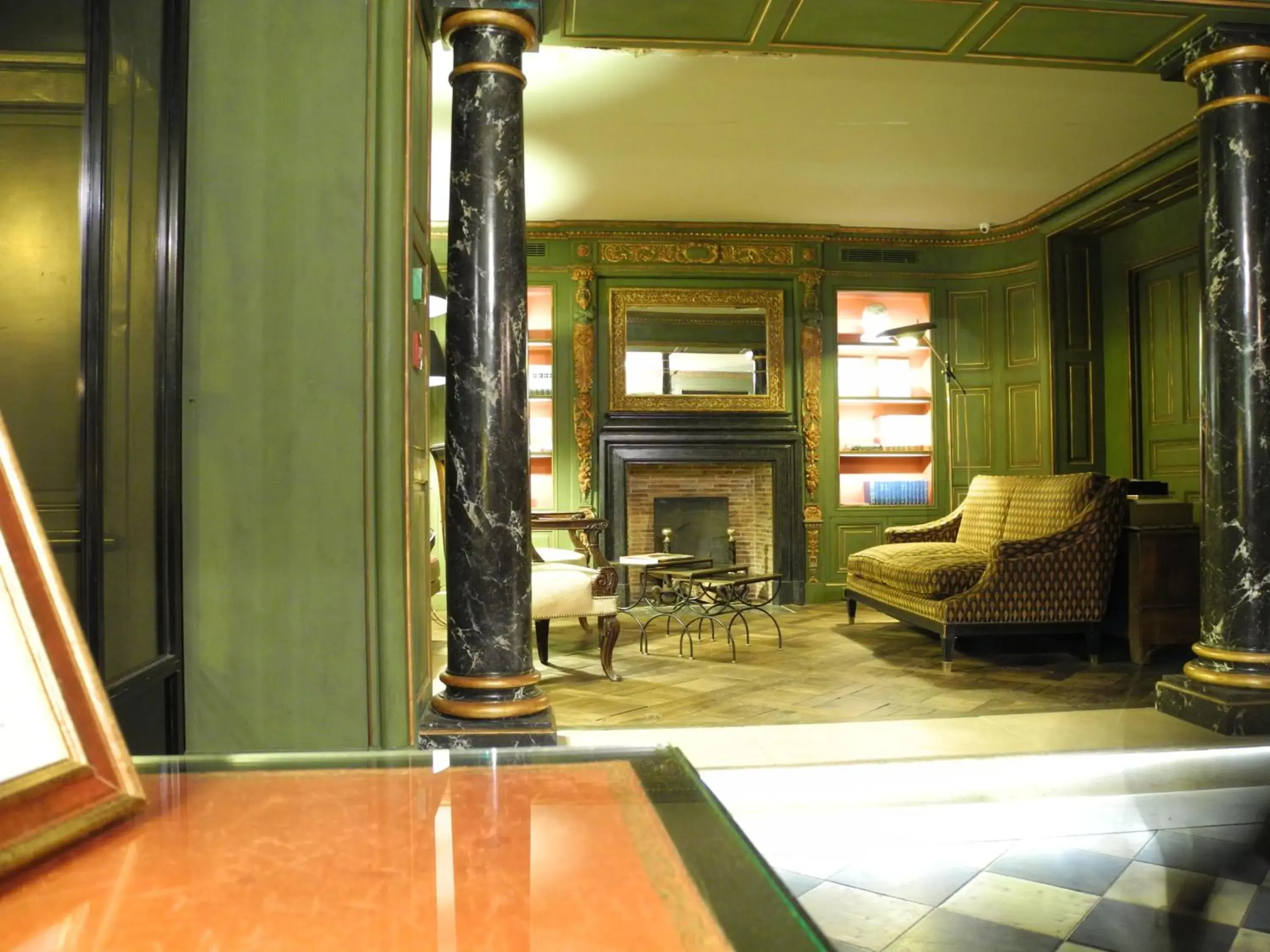 Lobby or reception in Hôtel du Vieux Marais Lobby or reception in Hôtel du Vieux Marais