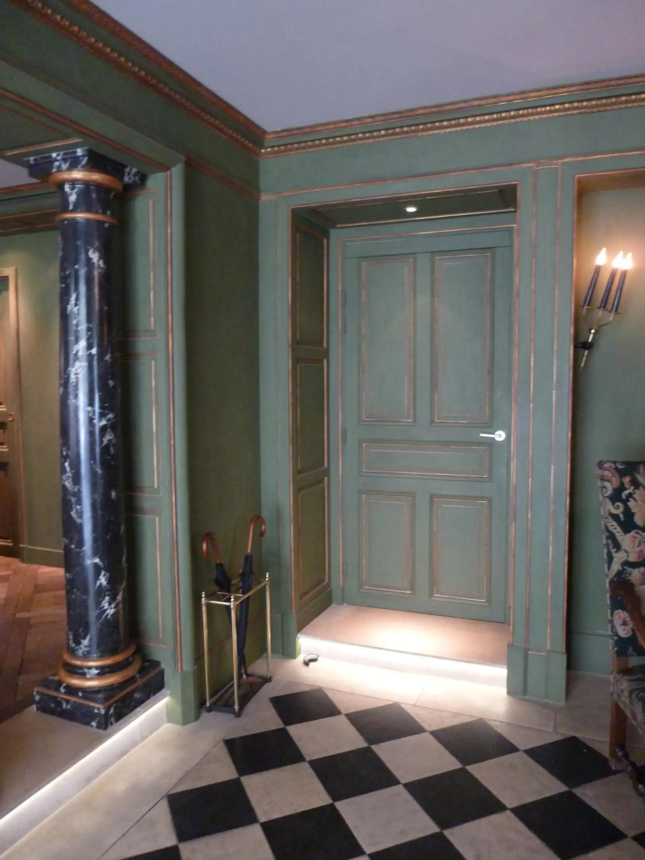 Lobby or reception in Hôtel du Vieux Marais Lobby or reception in Hôtel du Vieux Marais