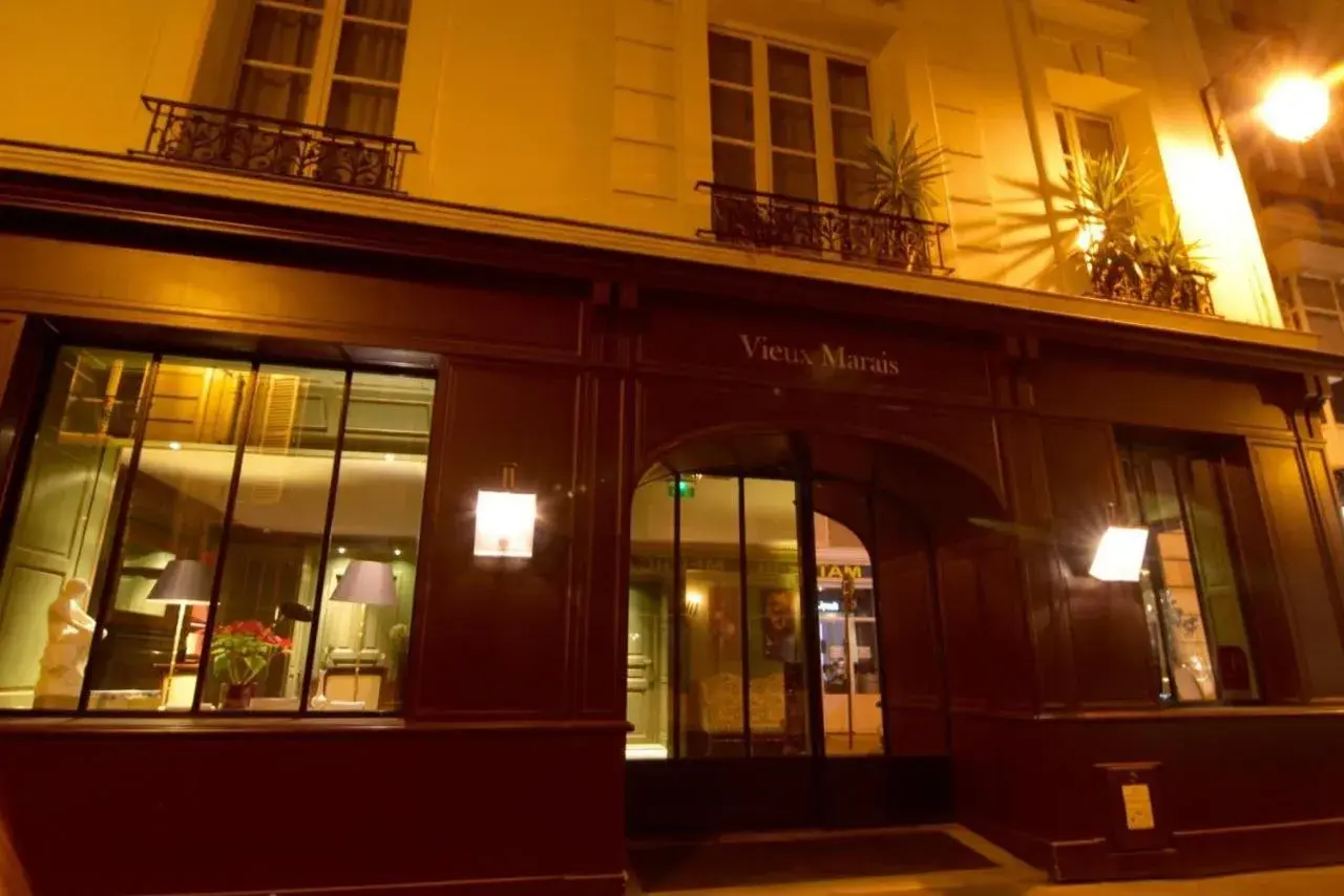 Facade/entrance in Hôtel du Vieux Marais Facade/entrance in Hôtel du Vieux Marais