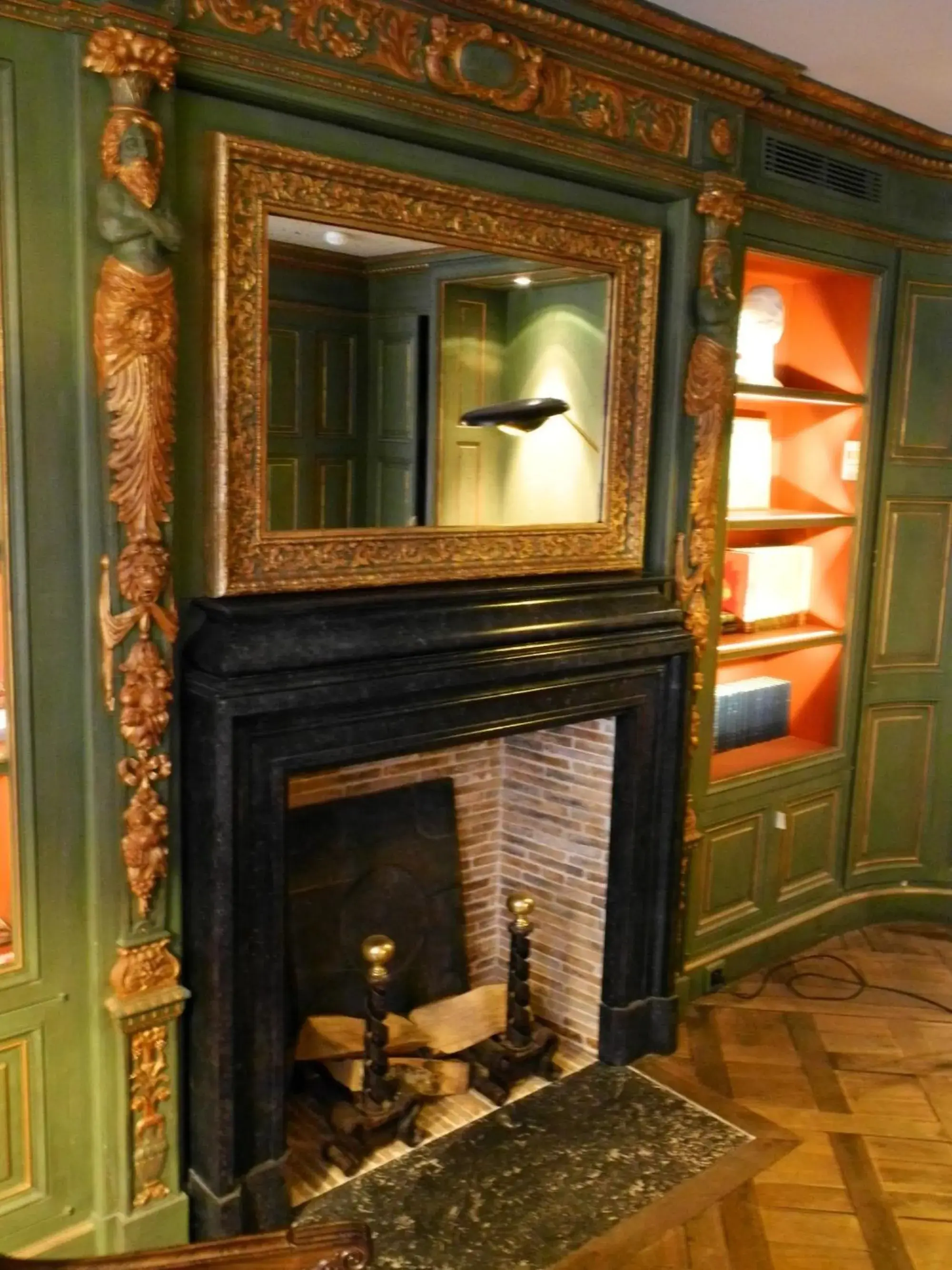 Lounge or bar in Hôtel du Vieux Marais Lounge or bar in Hôtel du Vieux Marais