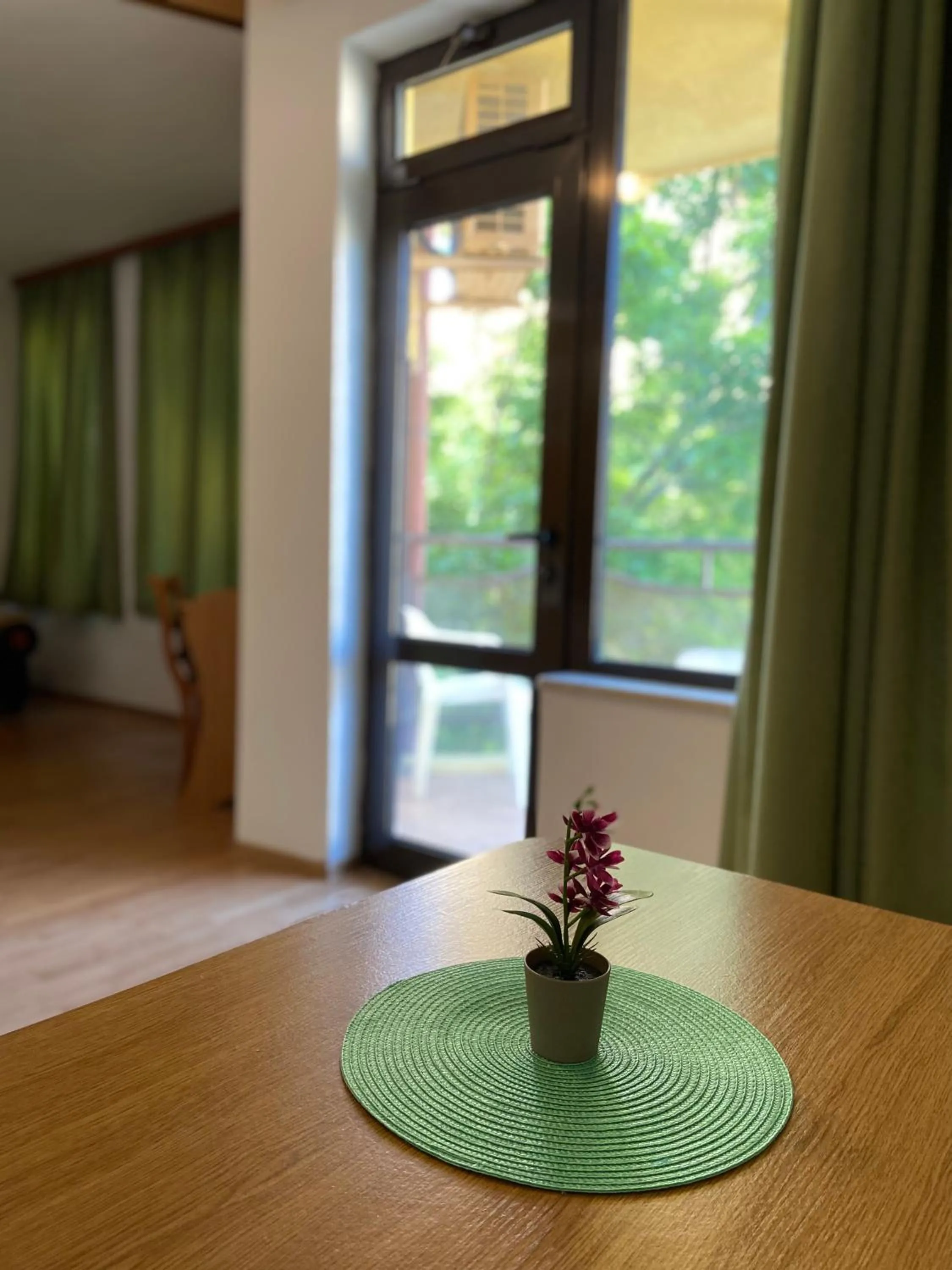 Seating area in SUNARITA