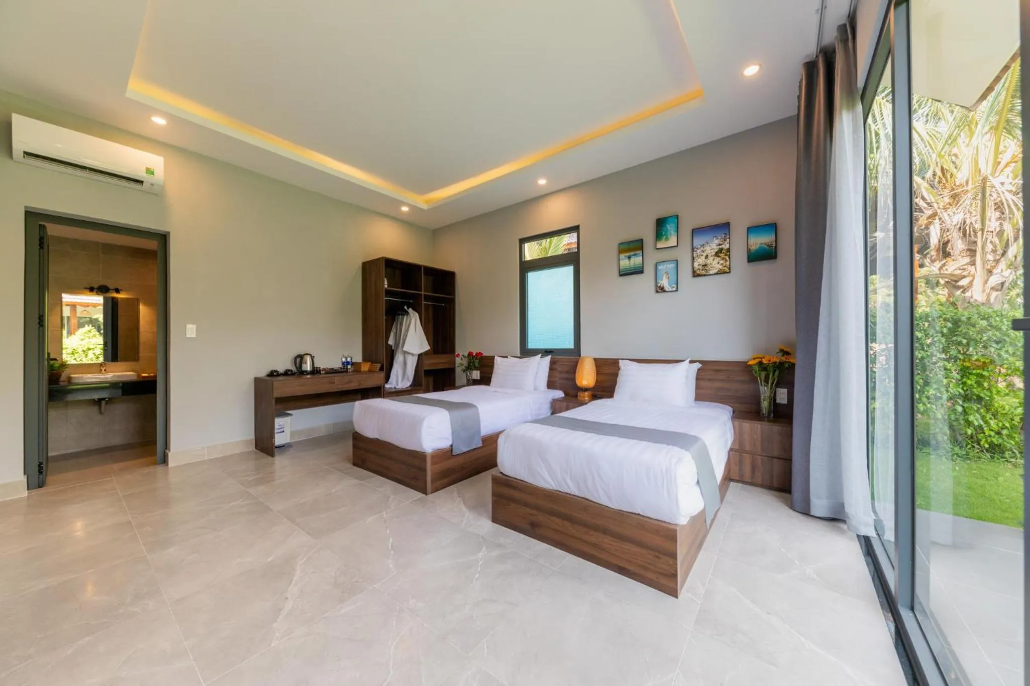 Bed in Emerald Garden Retreat