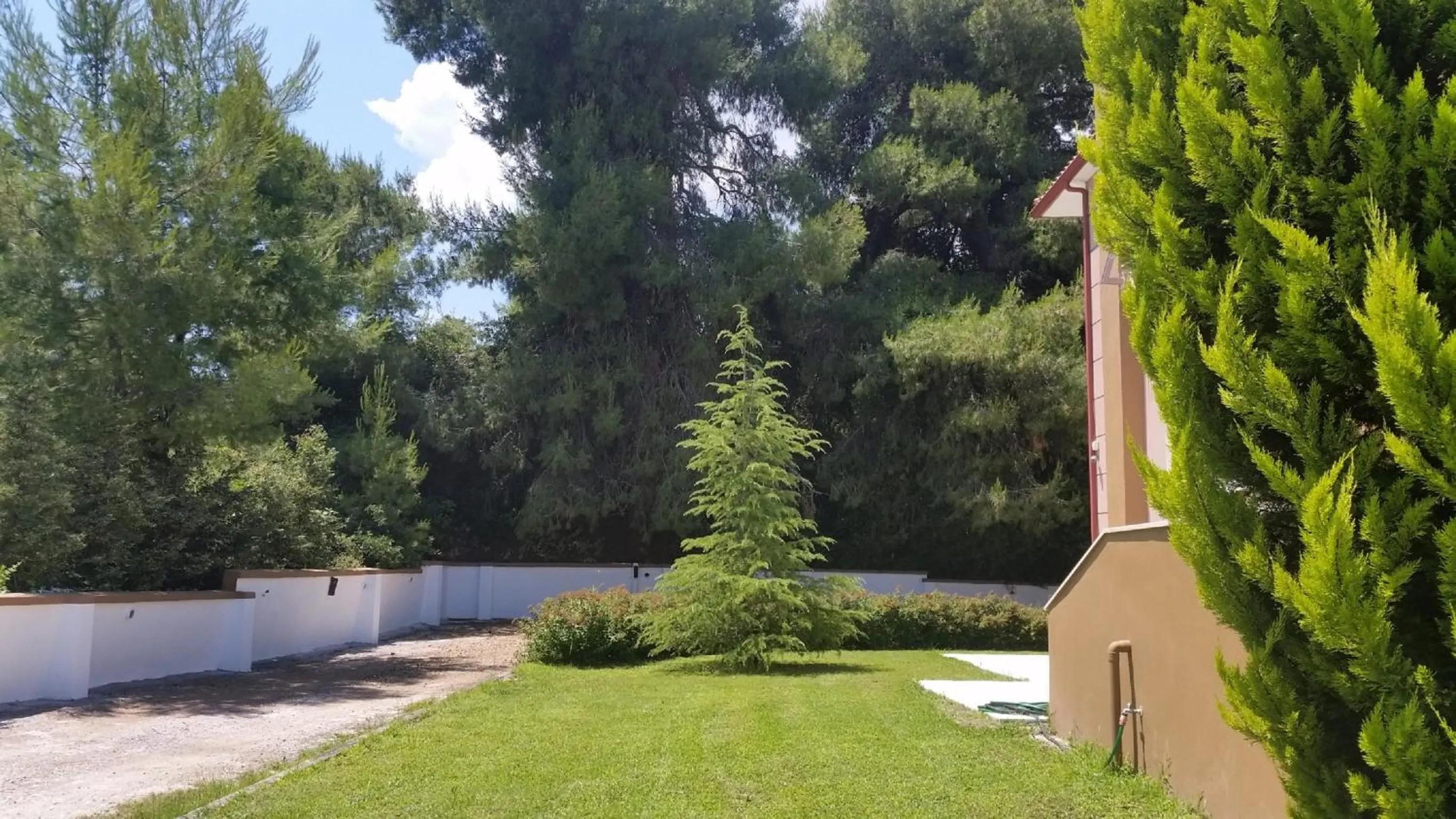 Garden in Villa Anna Maria Kriopigi Private Pool & Sea View 5 Bedrooms