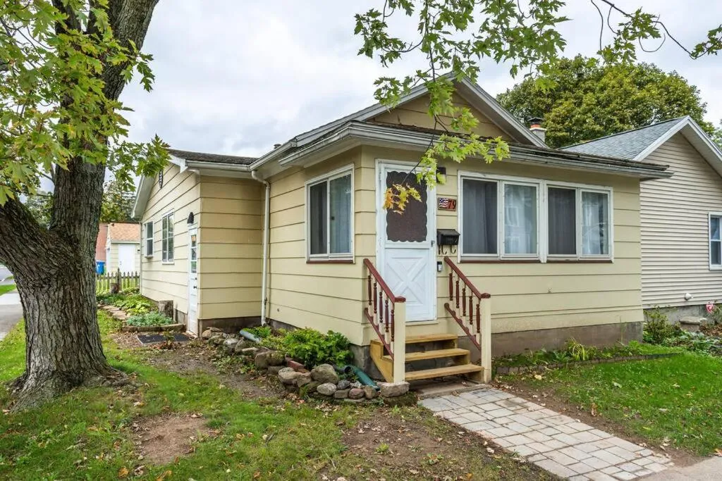 Centric Ranch in the South ave by Dwtn/UofR/Arpt