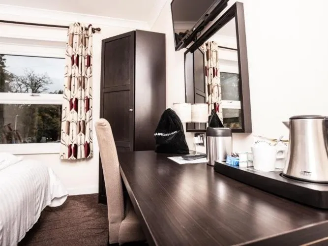 Bed in Bridge Hotel Brandon