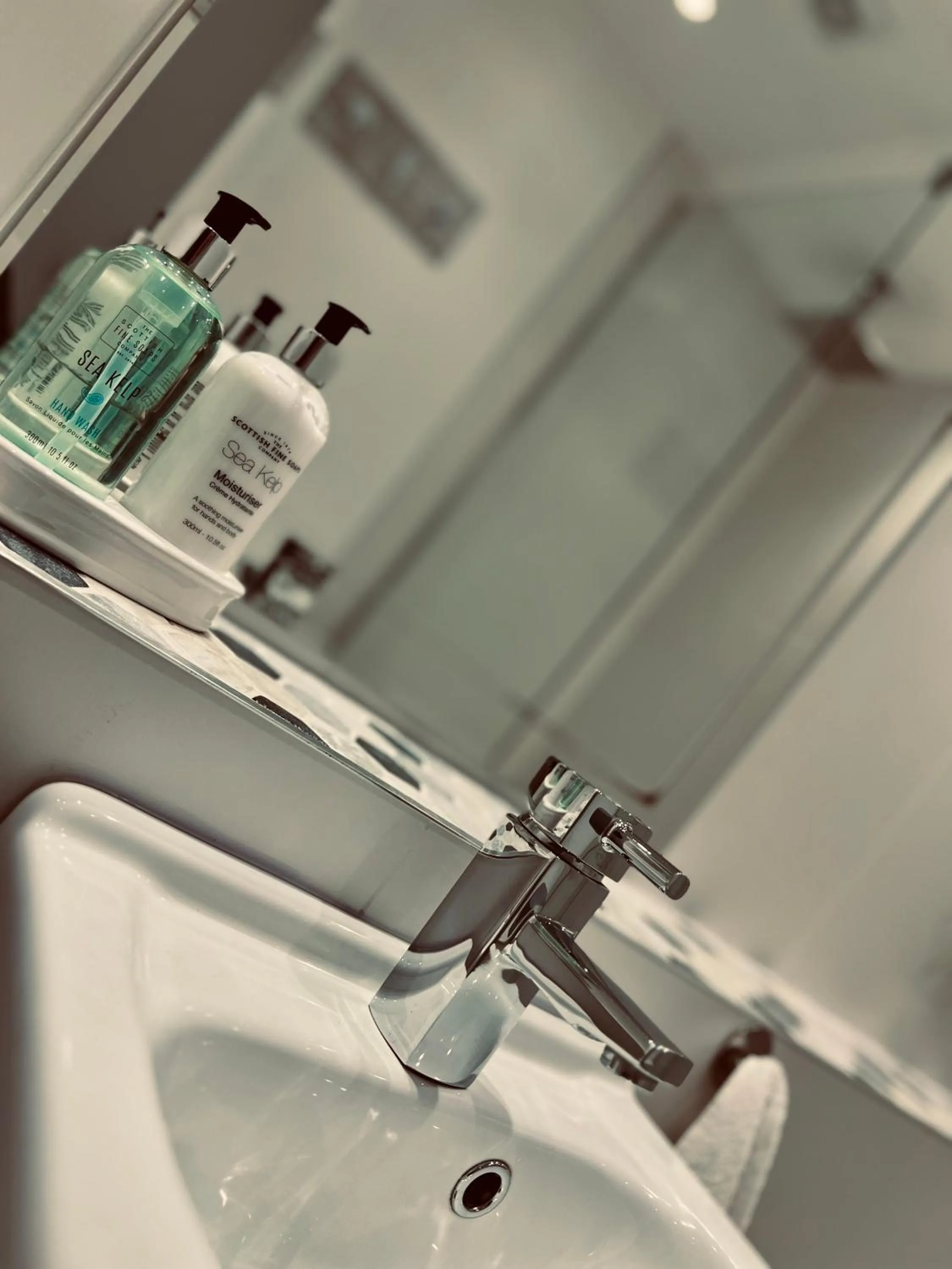 Bathroom in Bettyhill Hotel