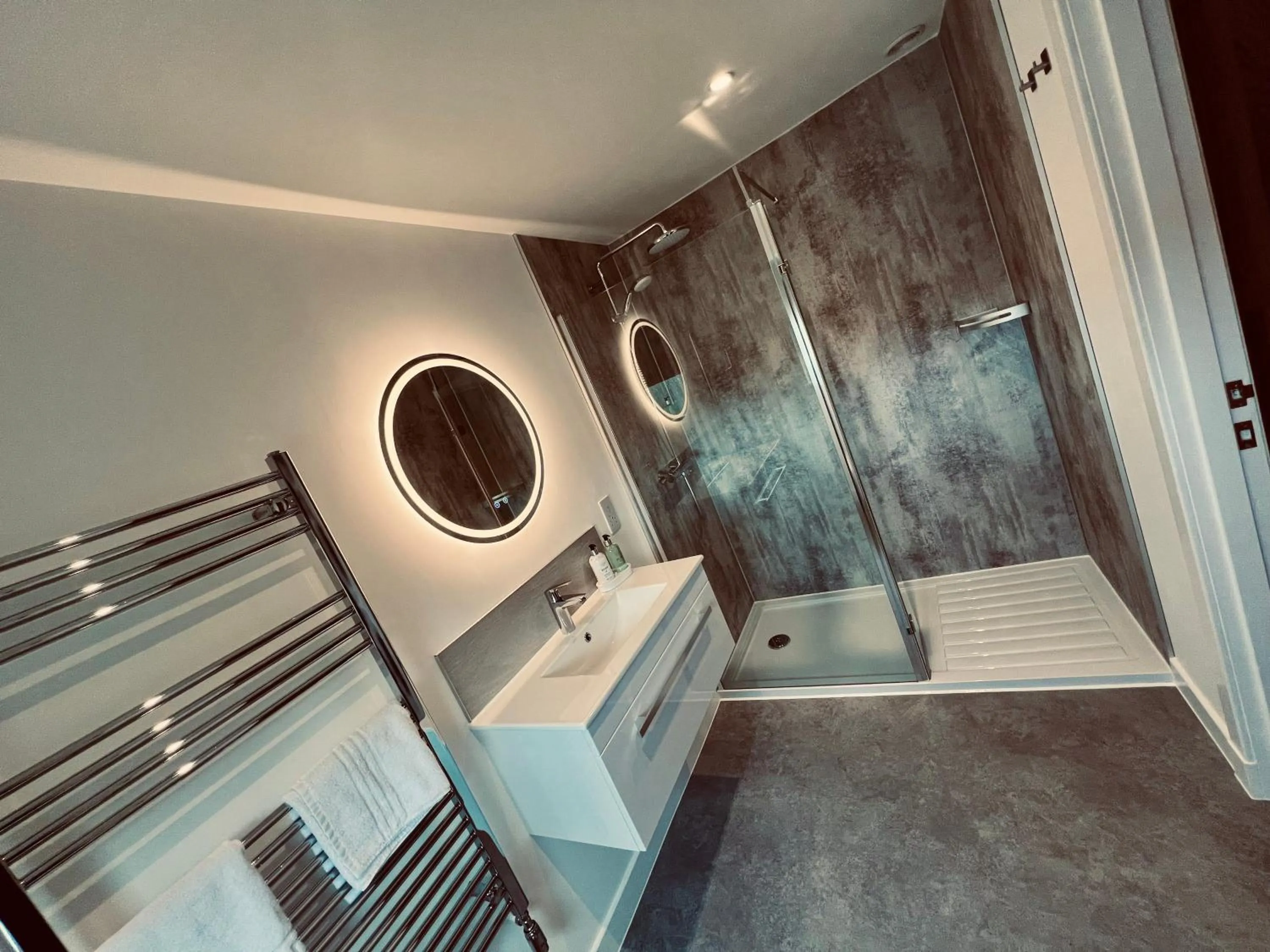 Bathroom in Bettyhill Hotel