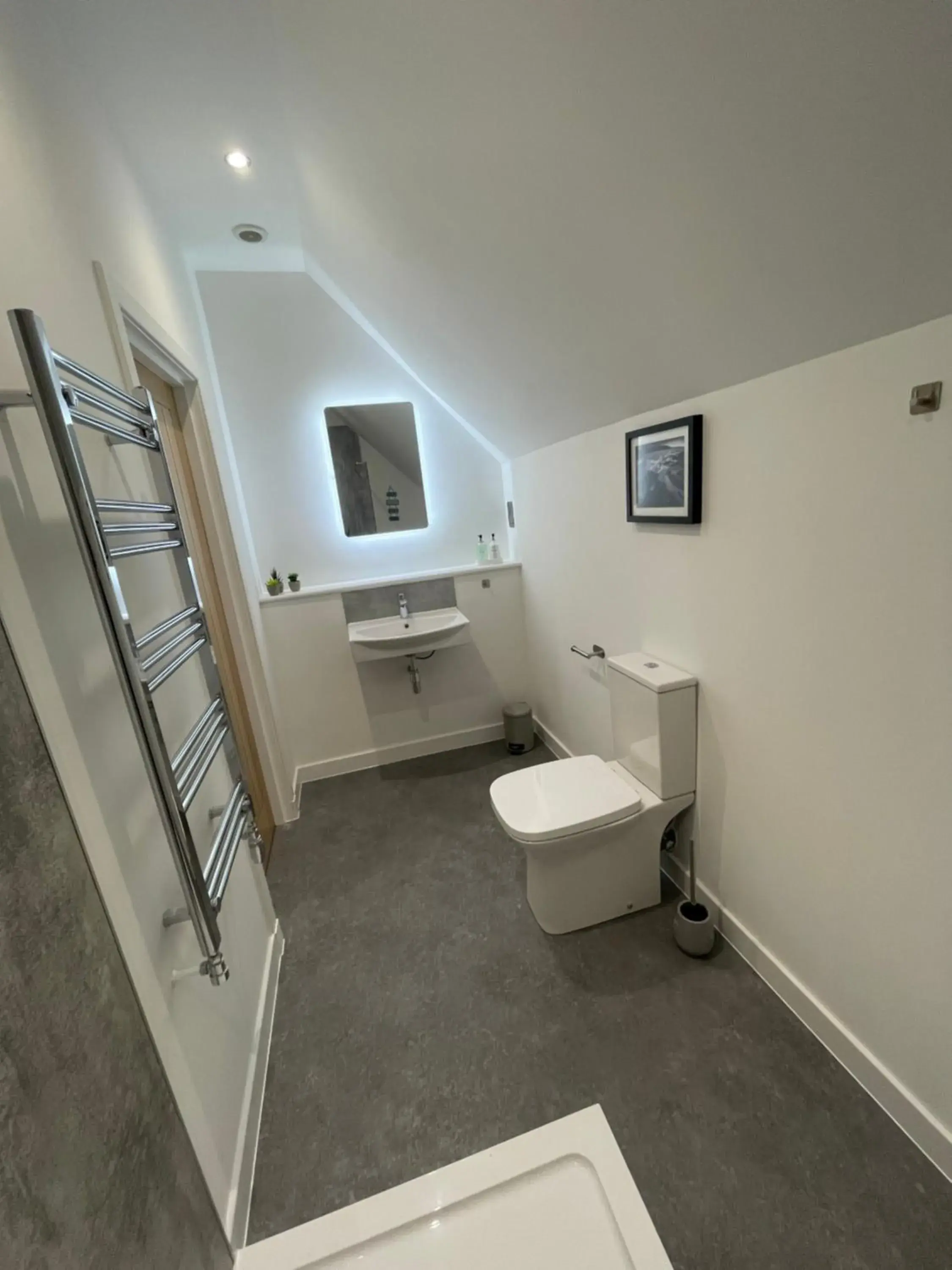 Bathroom in Bettyhill Hotel Bathroom in Bettyhill Hotel