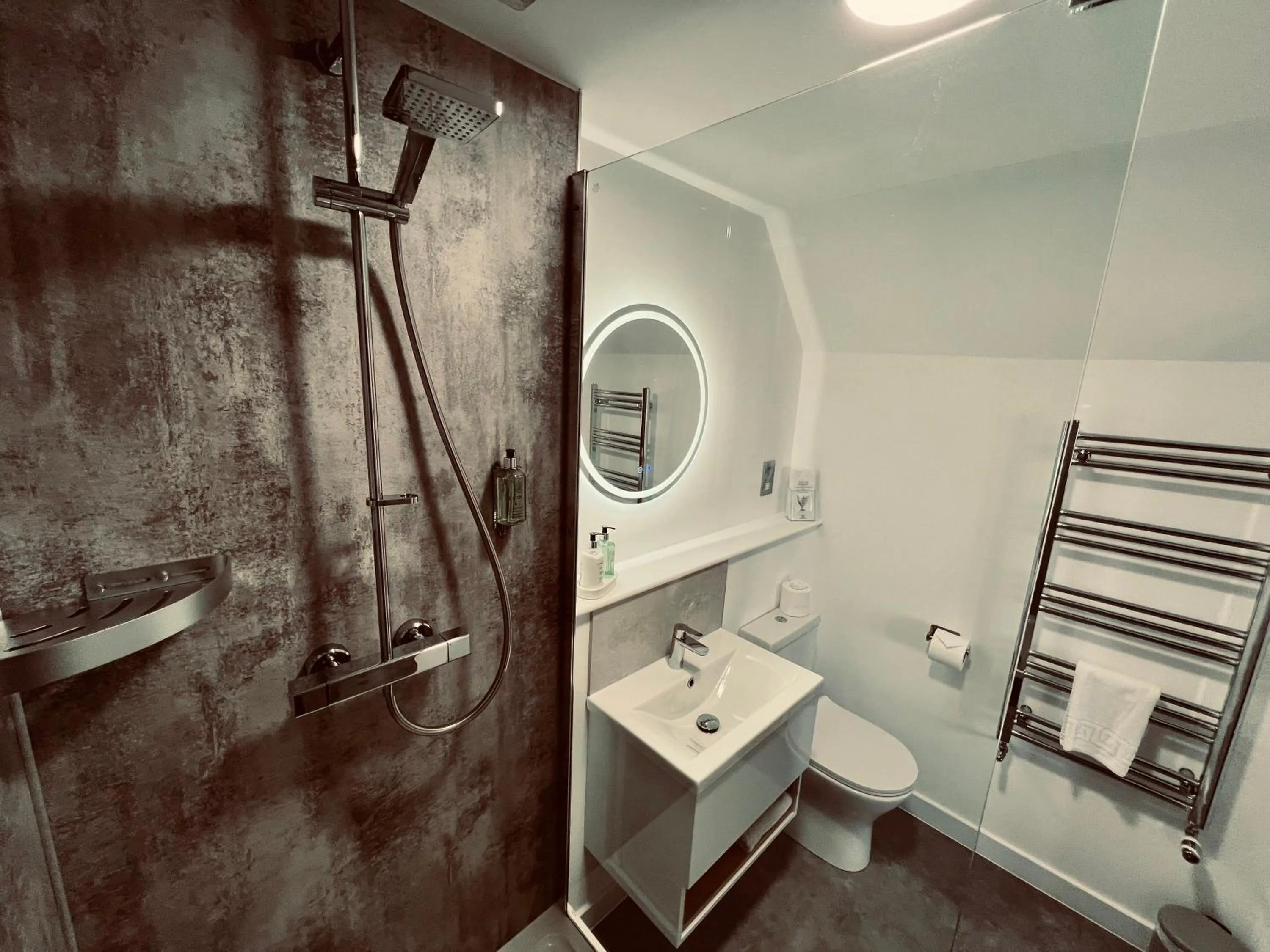 Bathroom in Bettyhill Hotel