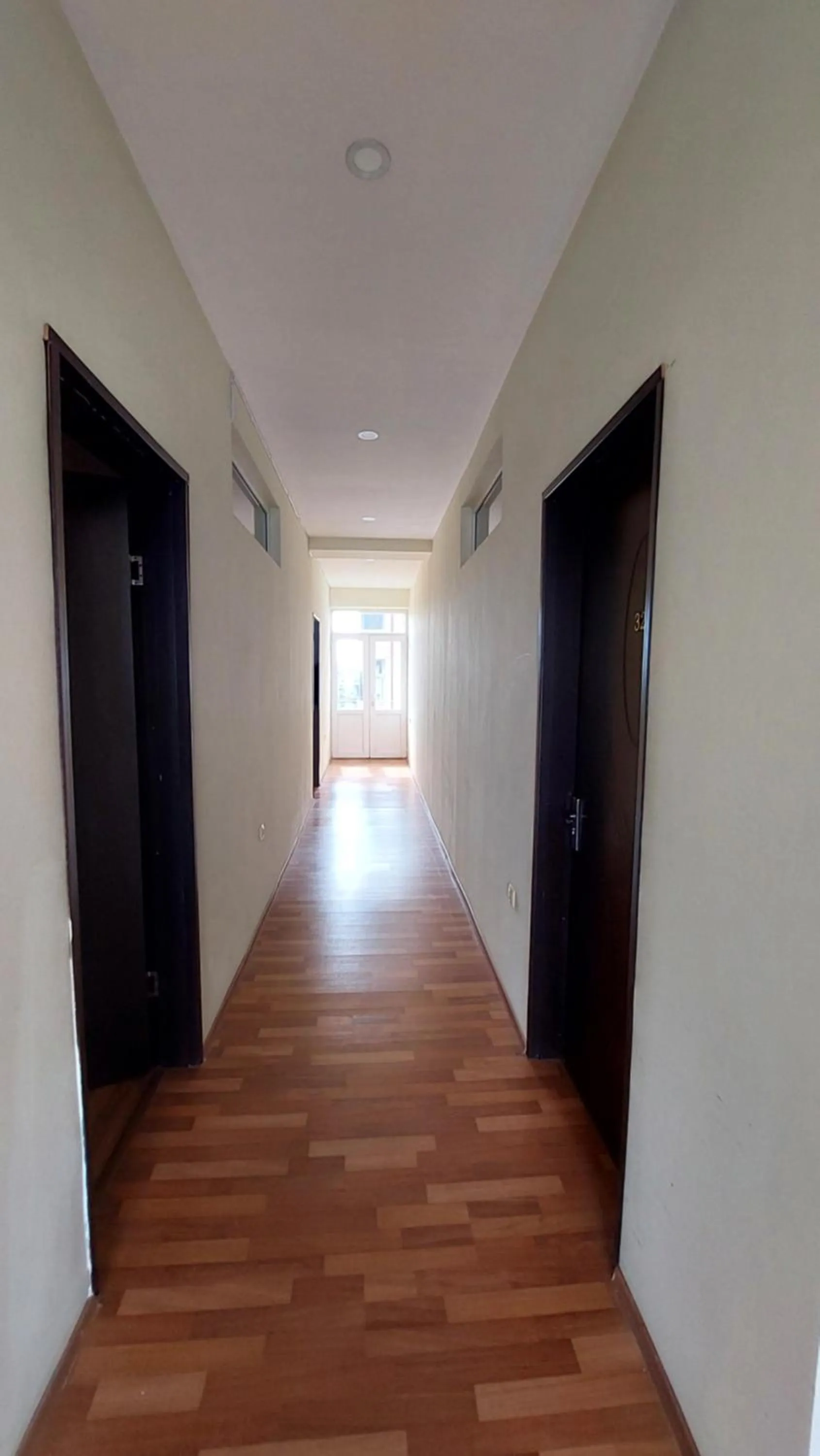 locker in Hotel Max Comfort