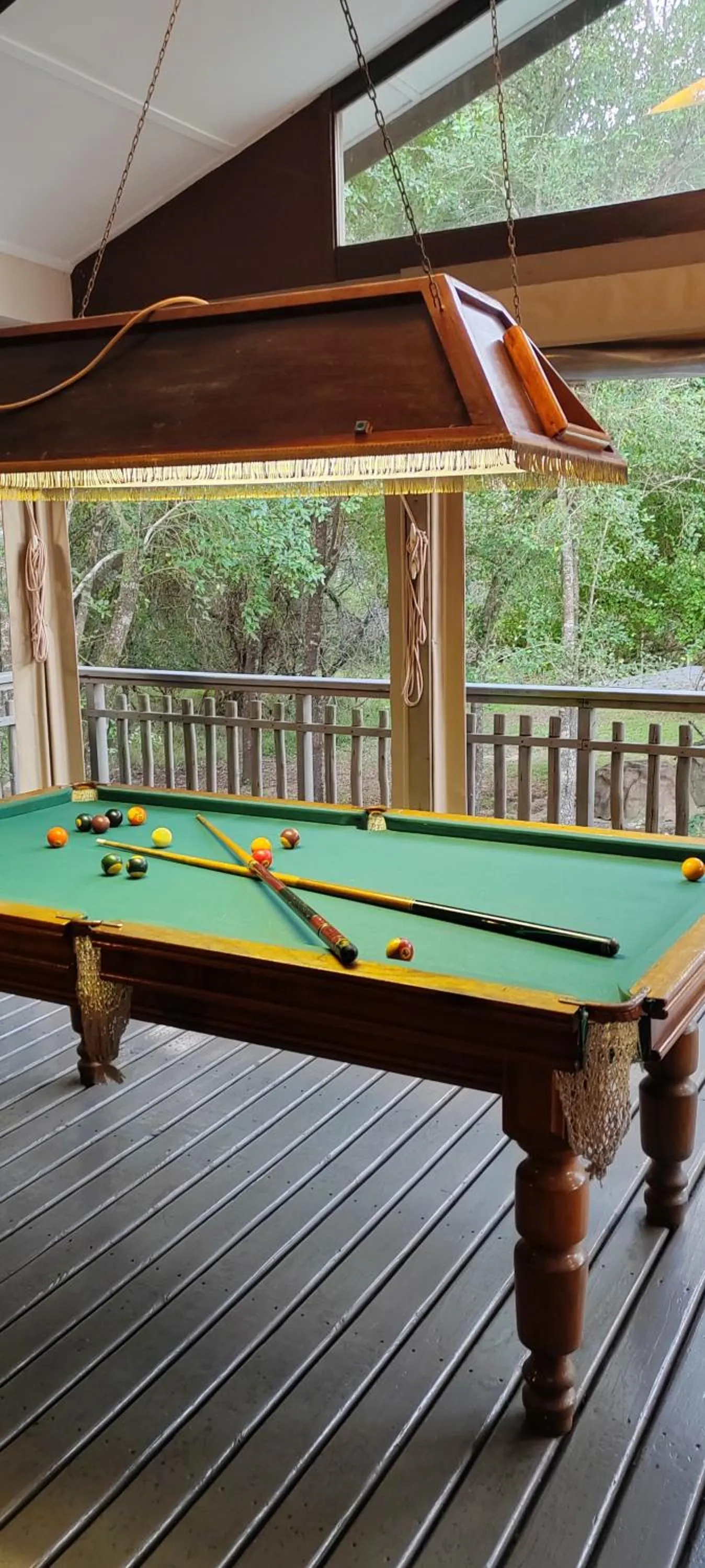 Billiard in Thornwood