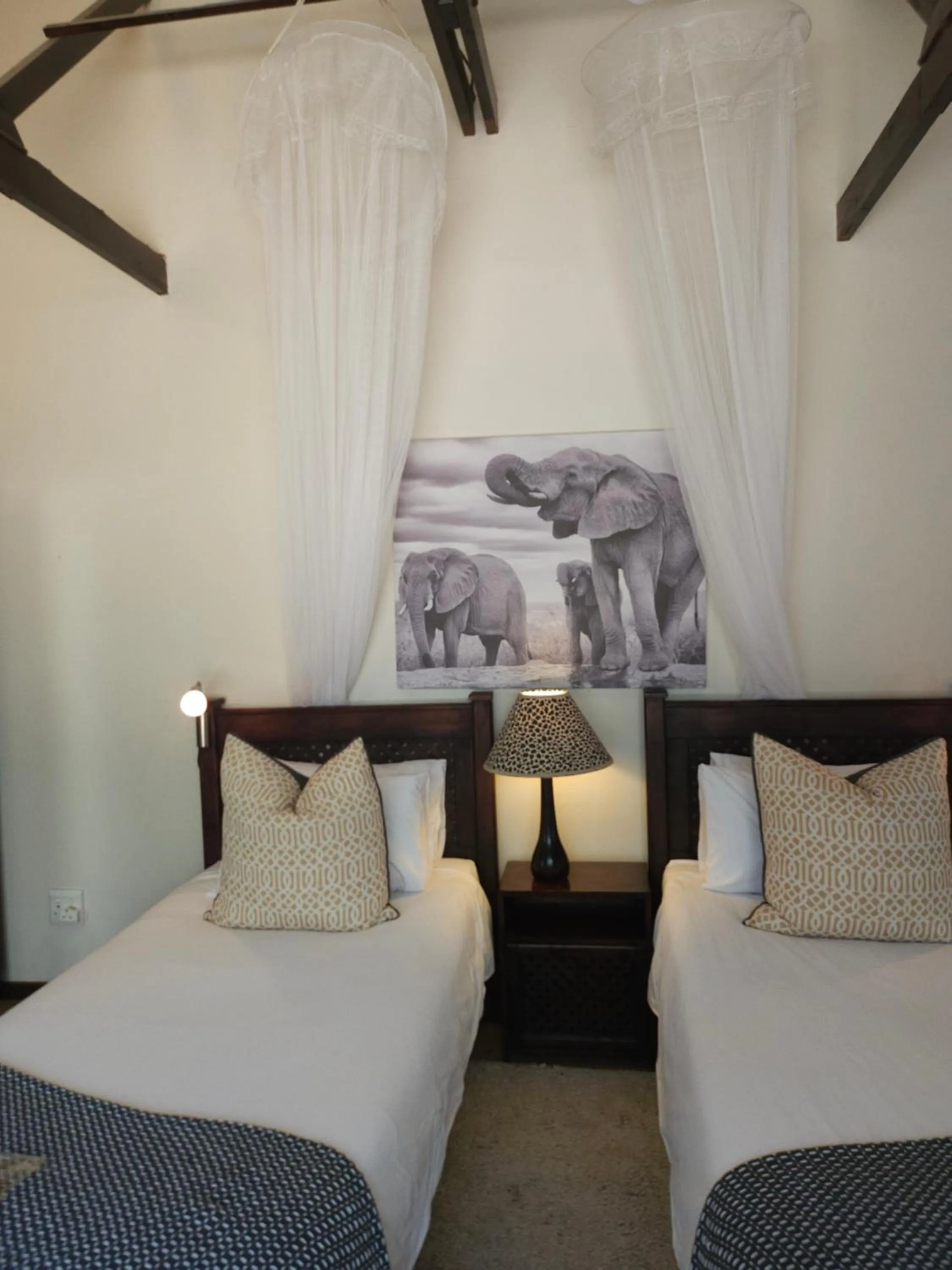 Bedroom, Bed in Thornwood