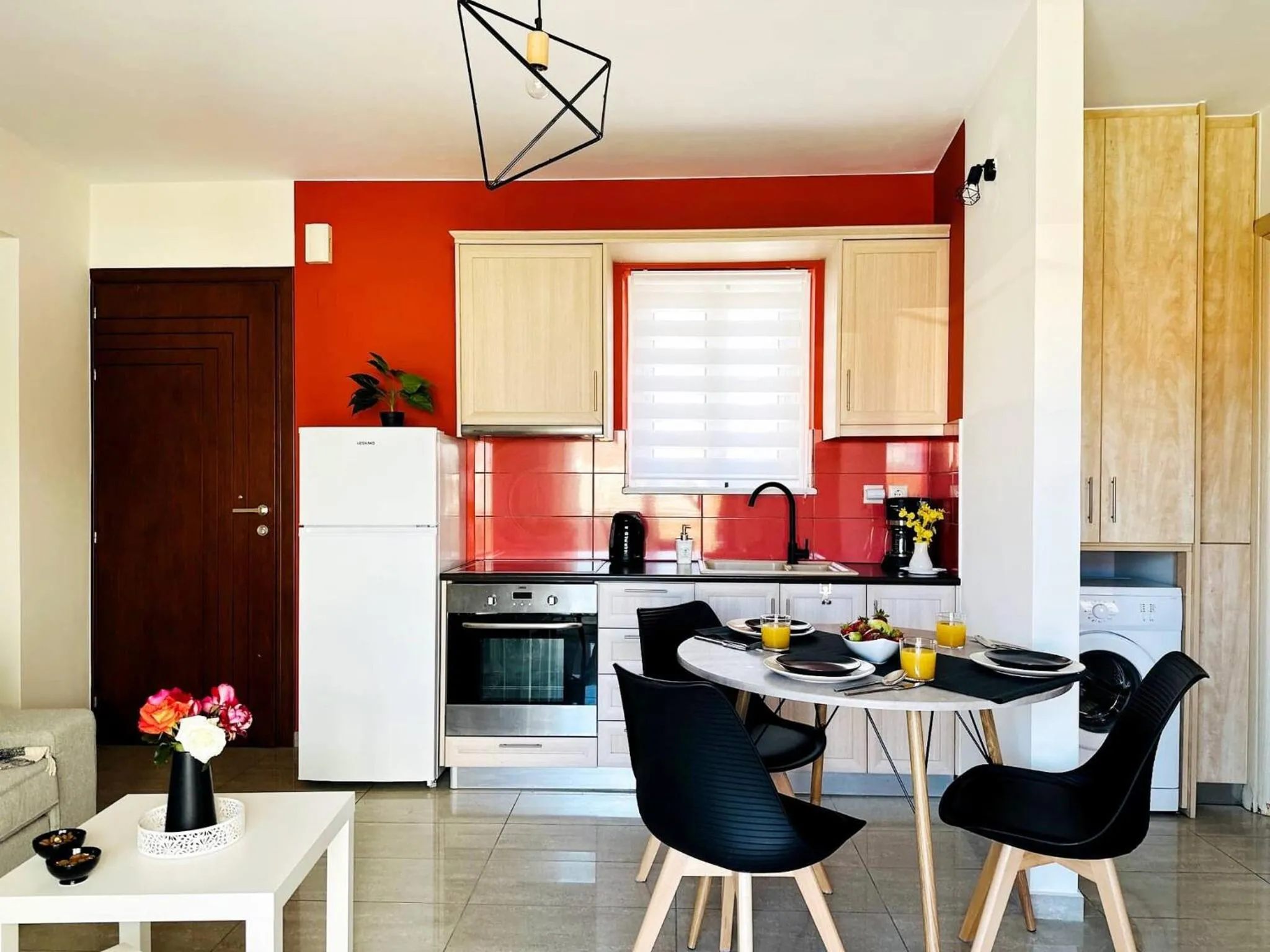Cozy Snuggle- 2min To Beach, 6min Walk To Old Town