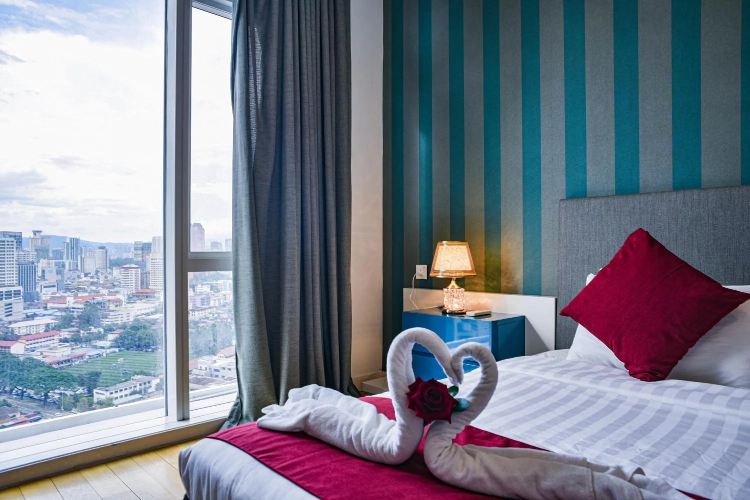 Bed in Sidemen Suites at Platinum KLCC