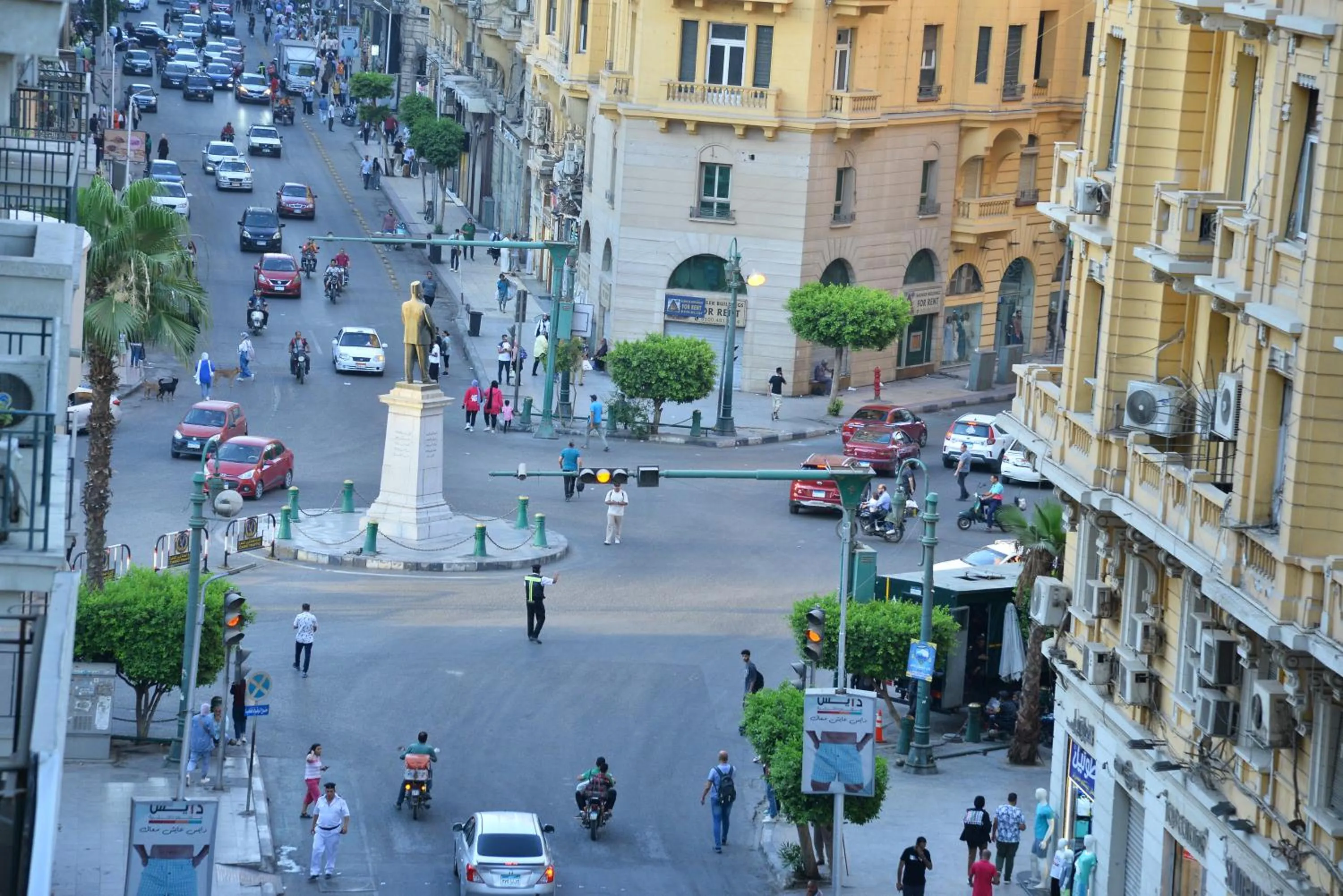 Street view in Miramar Evergreen Hotel