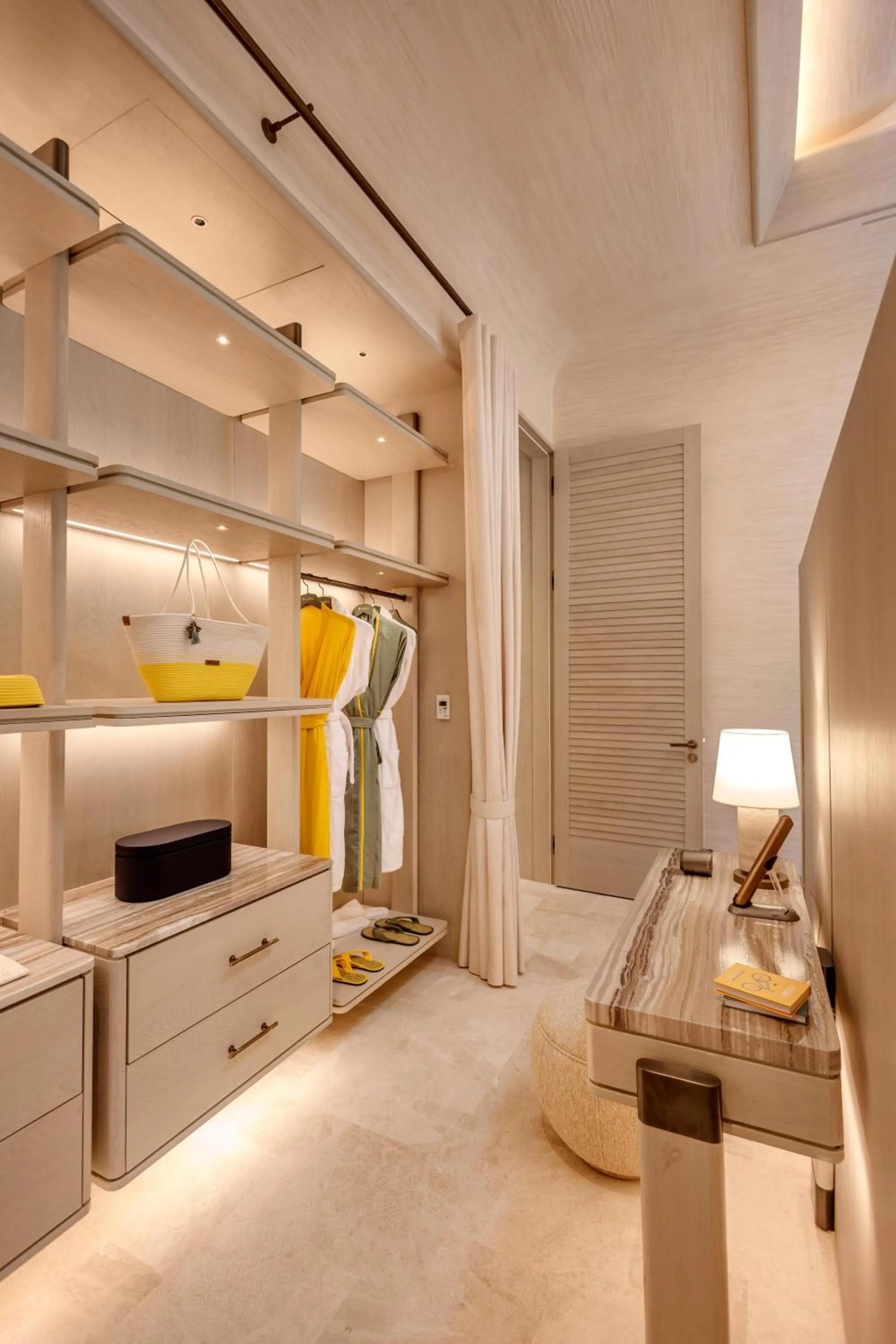 Bathroom, Bed in BIJAL