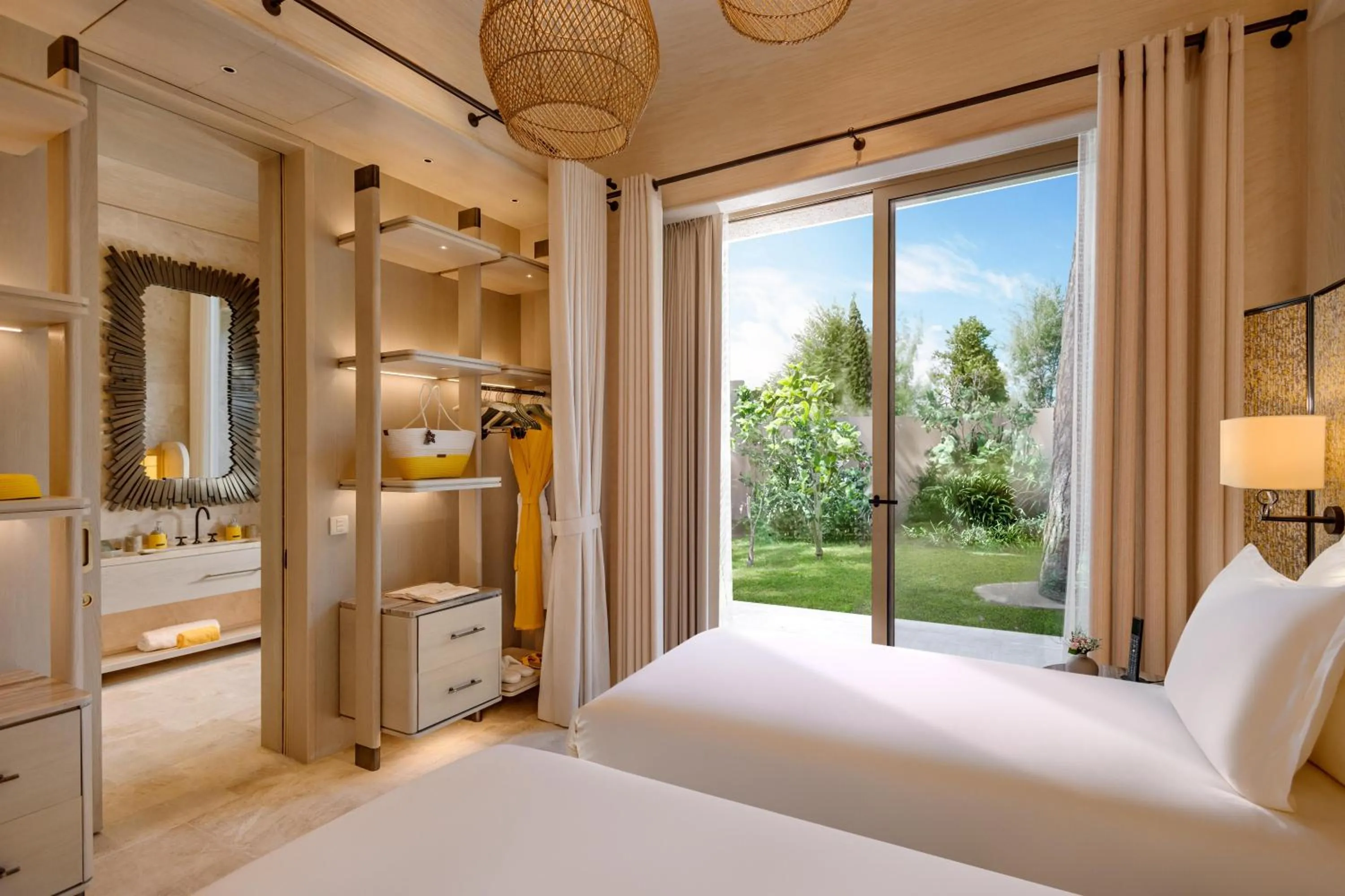 Photo of the whole room, Bed in BIJAL