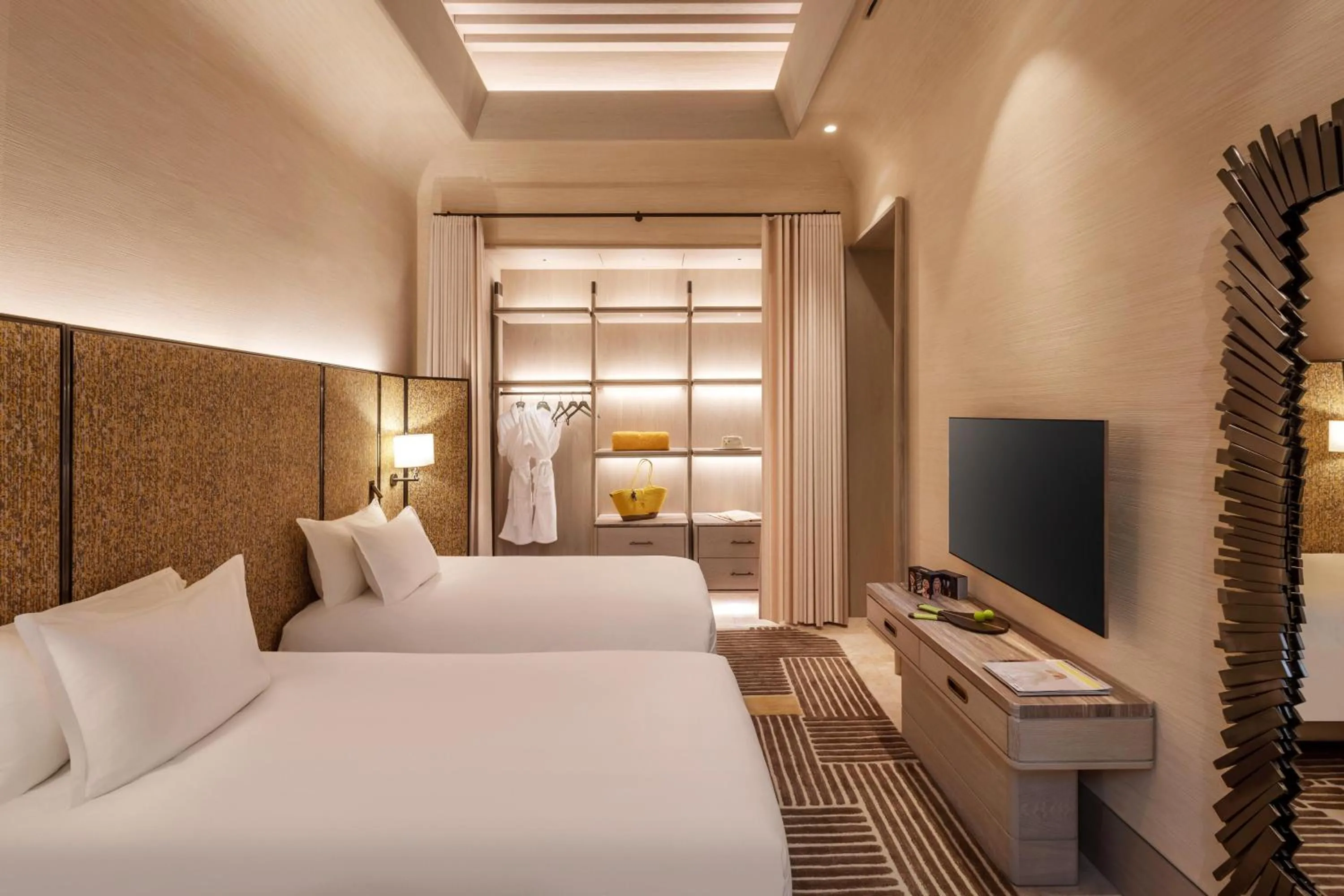 Photo of the whole room, Bed in BIJAL