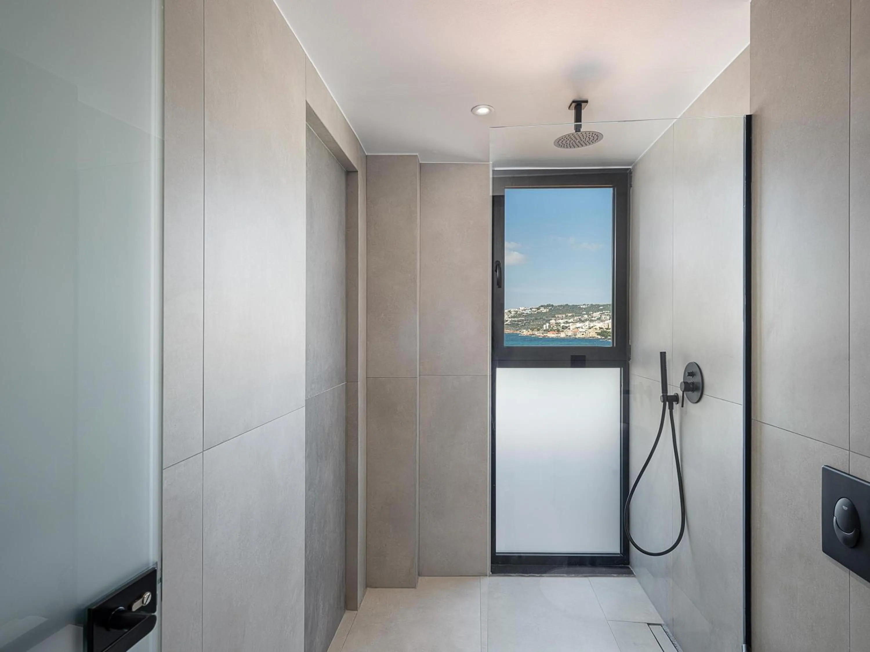 Shower in Theta Boutique Hotel