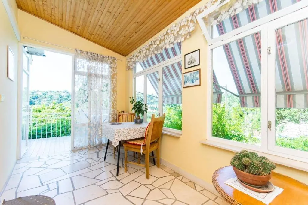 Garden view in Guest House Kanjuo