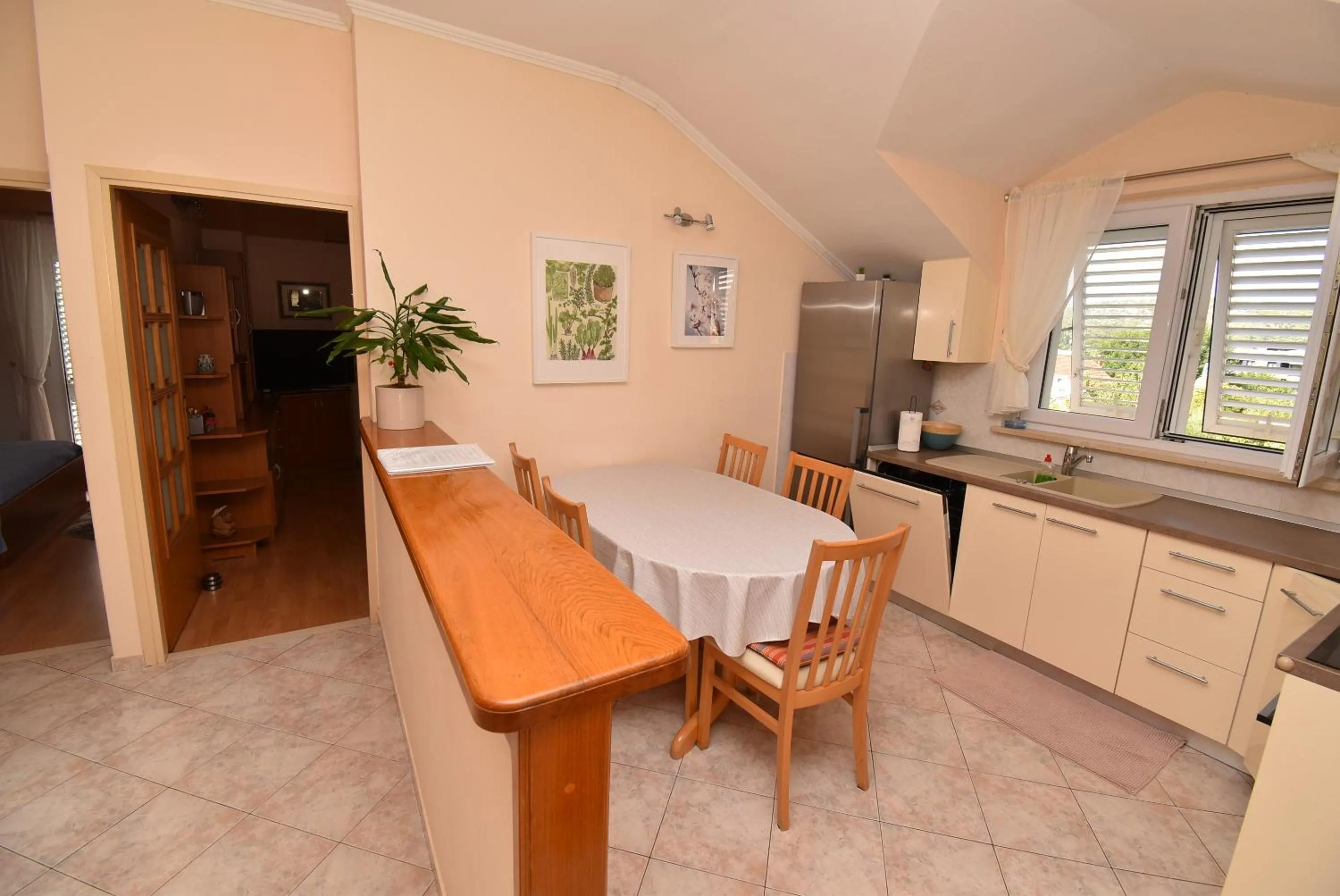 Property building in Guest House Kanjuo