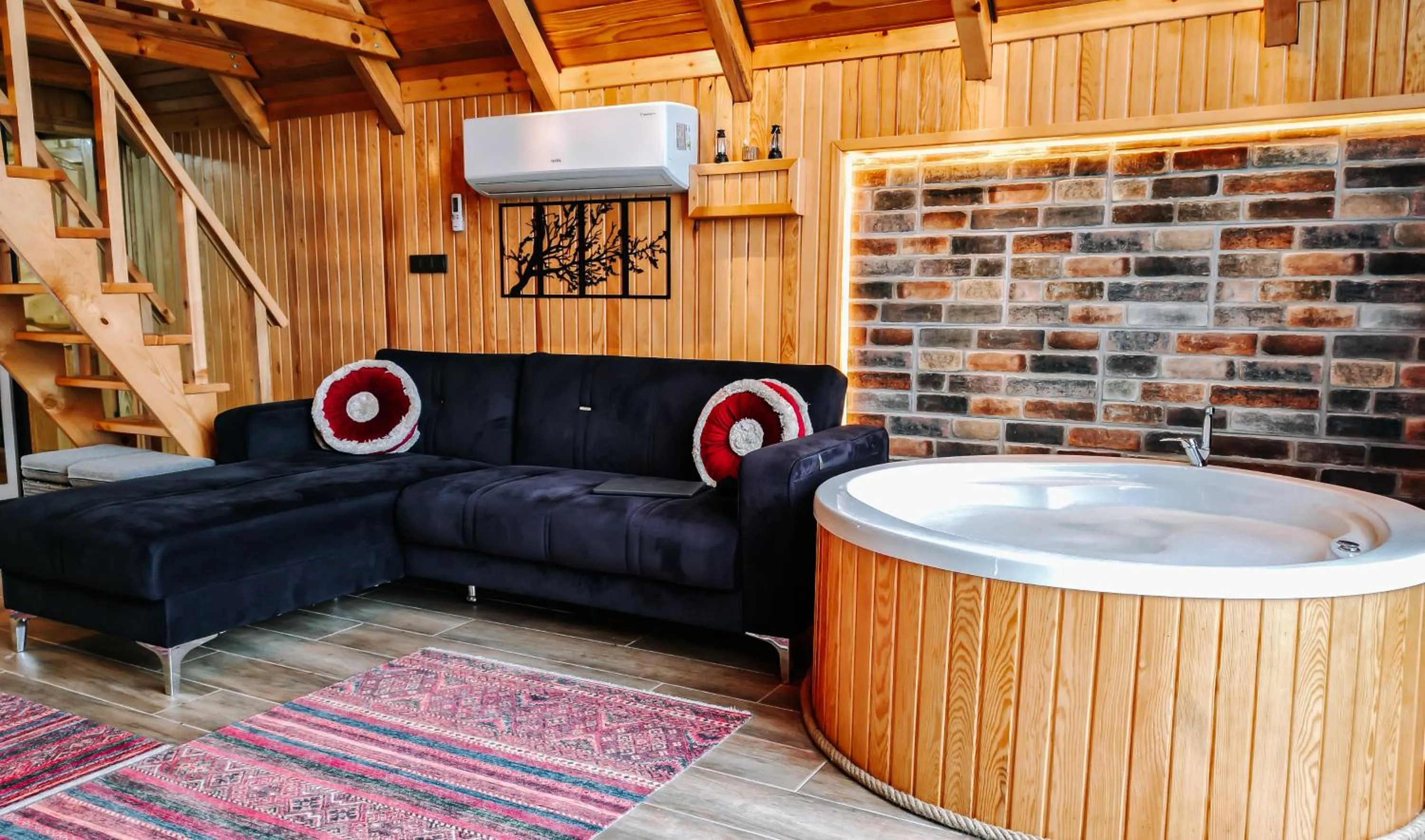 Bath in Aurora Suit Bungalov