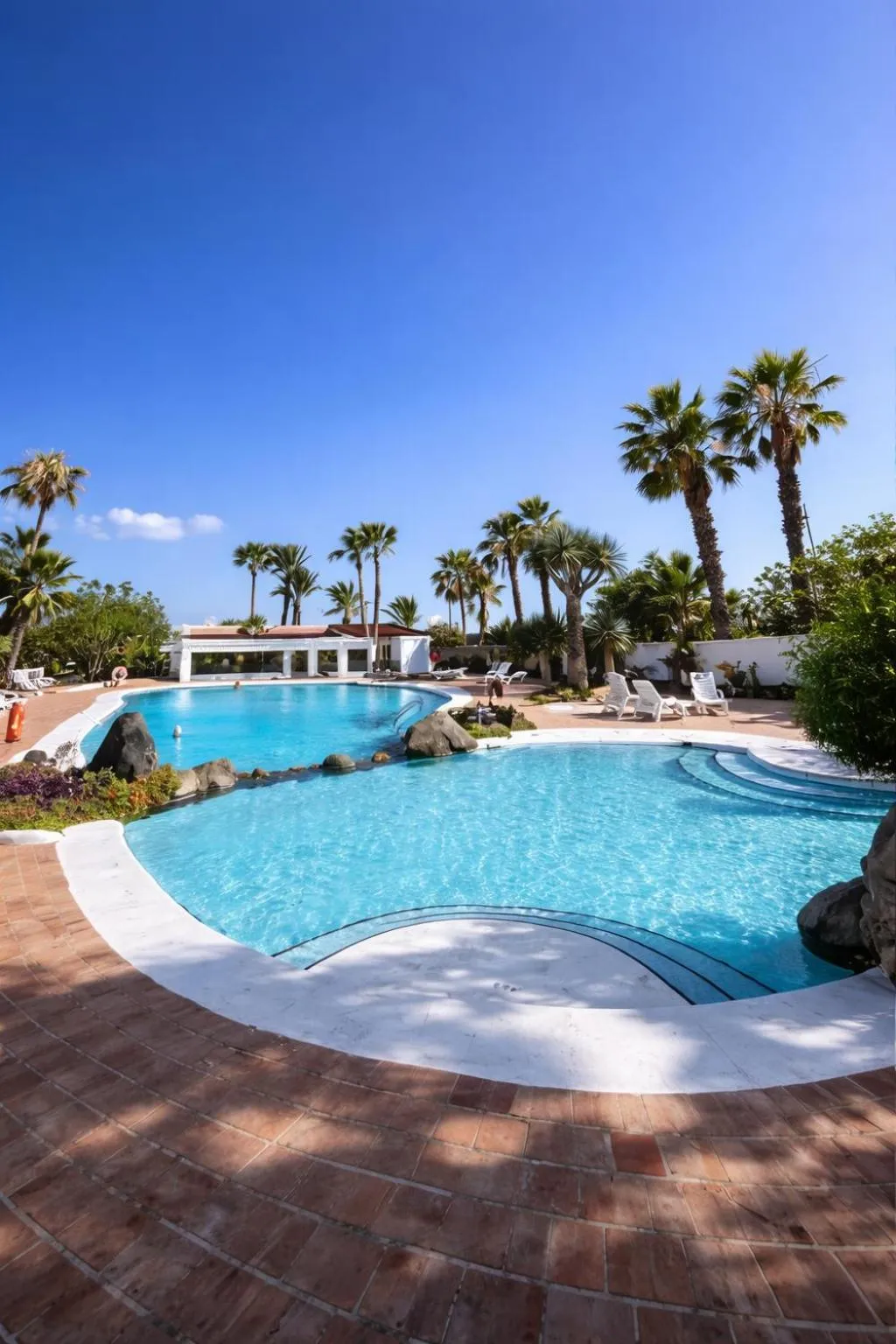 Suite Poseidon - Stunning Ocean & Pool View Terrace