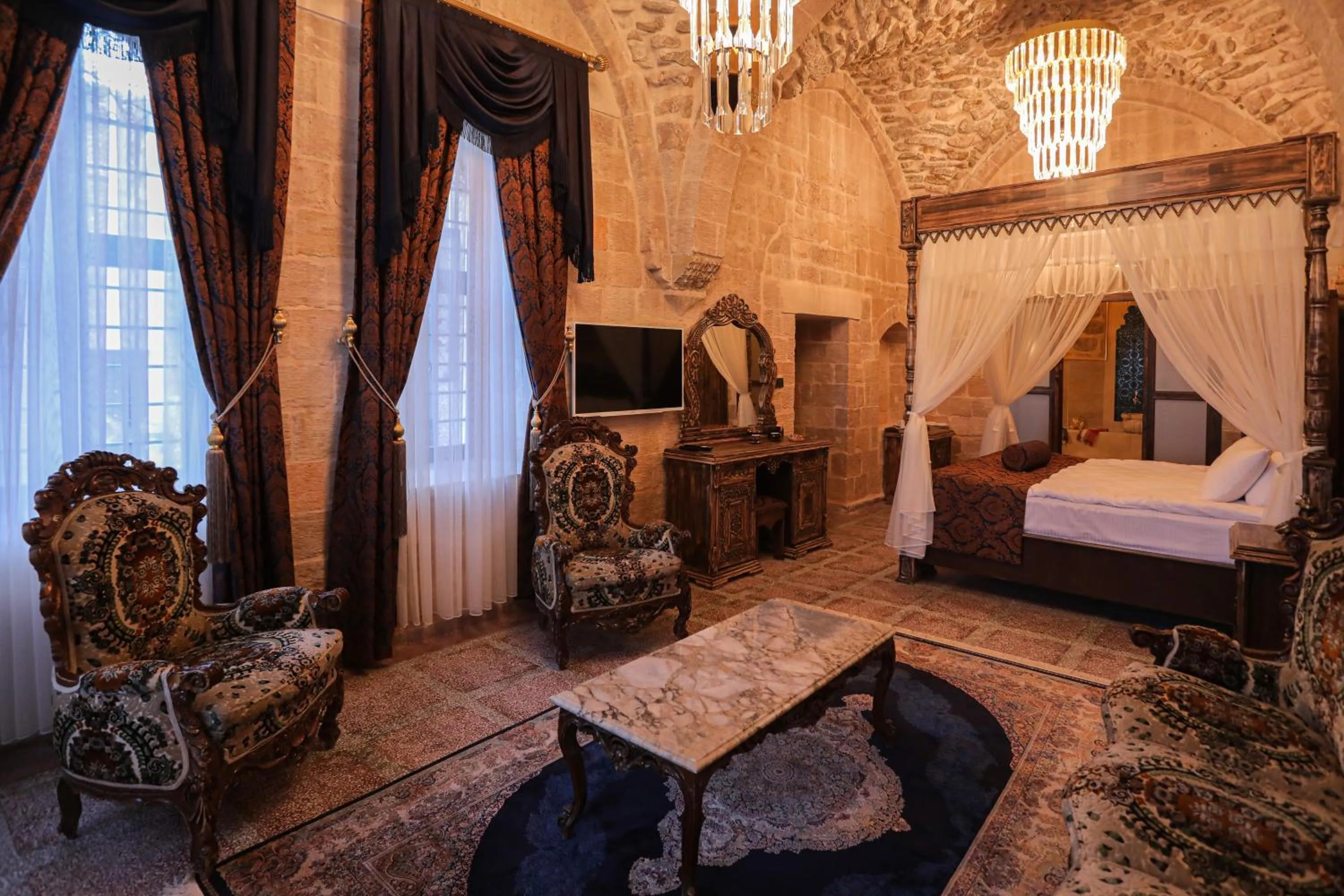 Photo of the whole room, Bed in Ankahan Konağı