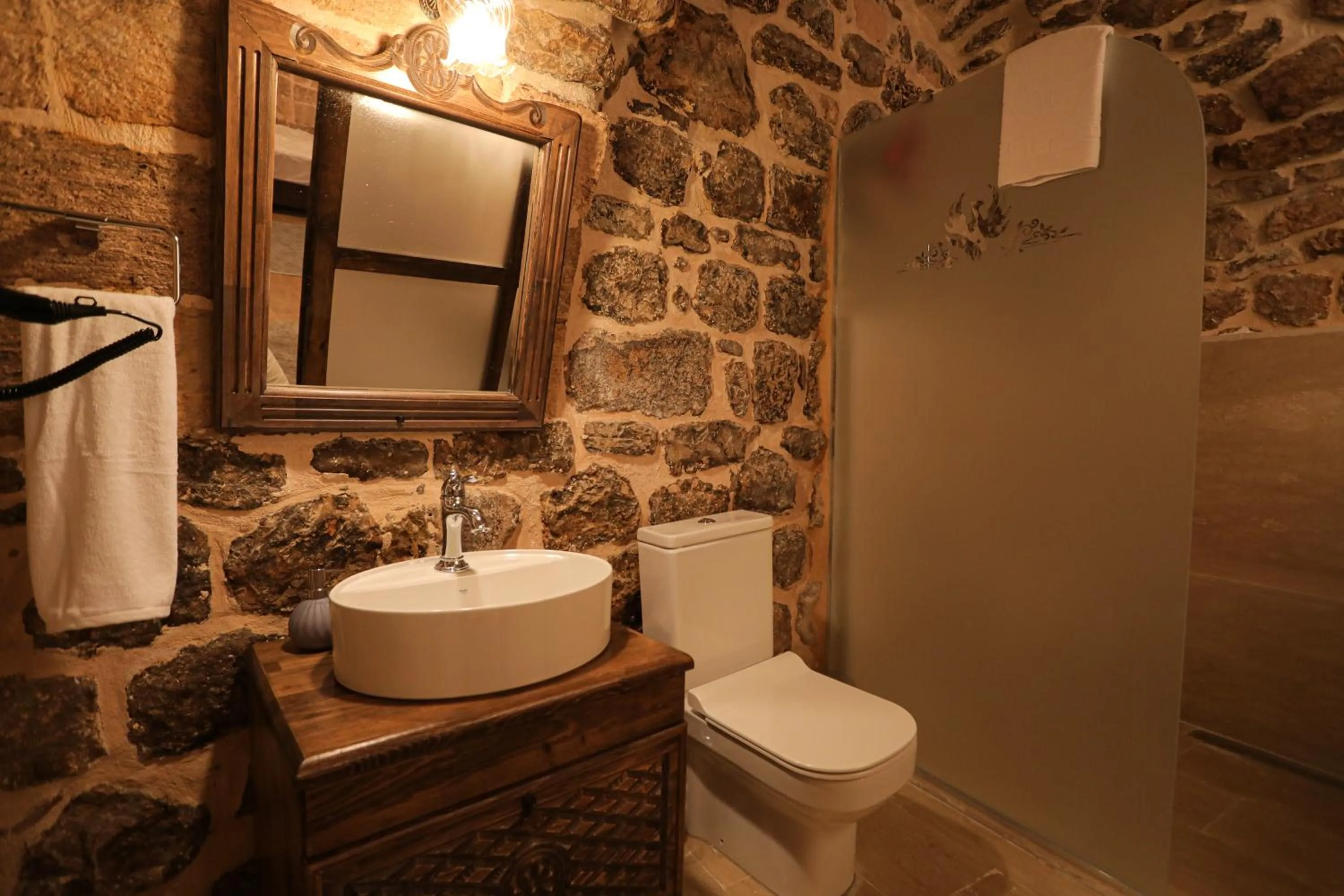 Toilet in Ankahan Konağı