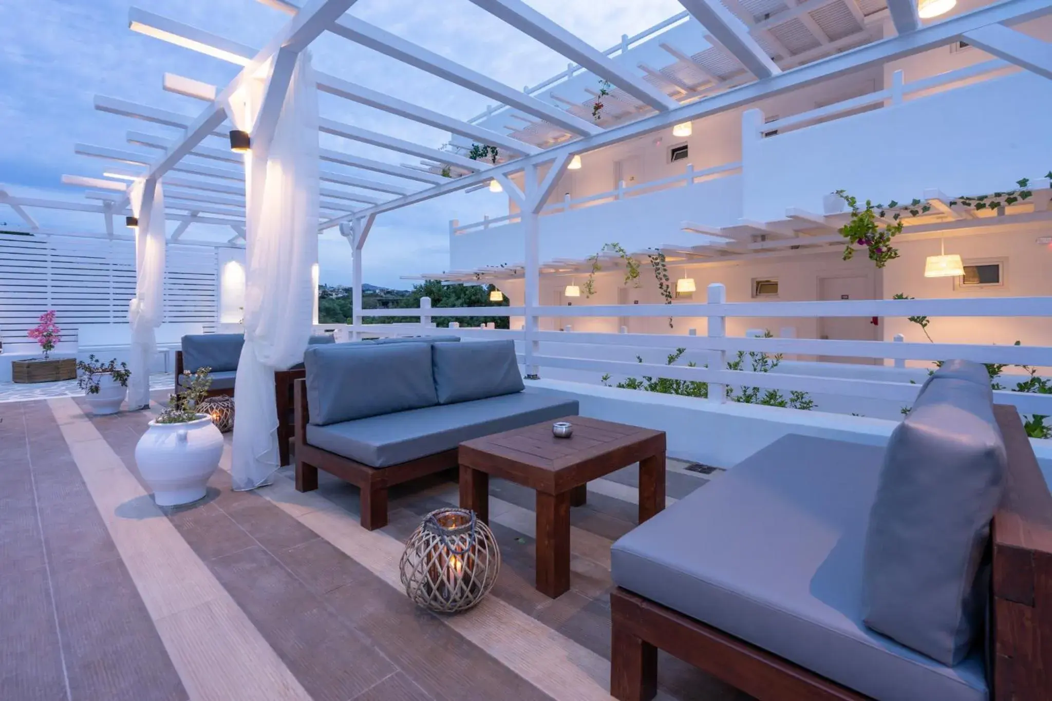 Lounge or bar in Aloe Hotel - Adults Only Lounge or bar in Aloe Hotel - Adults Only