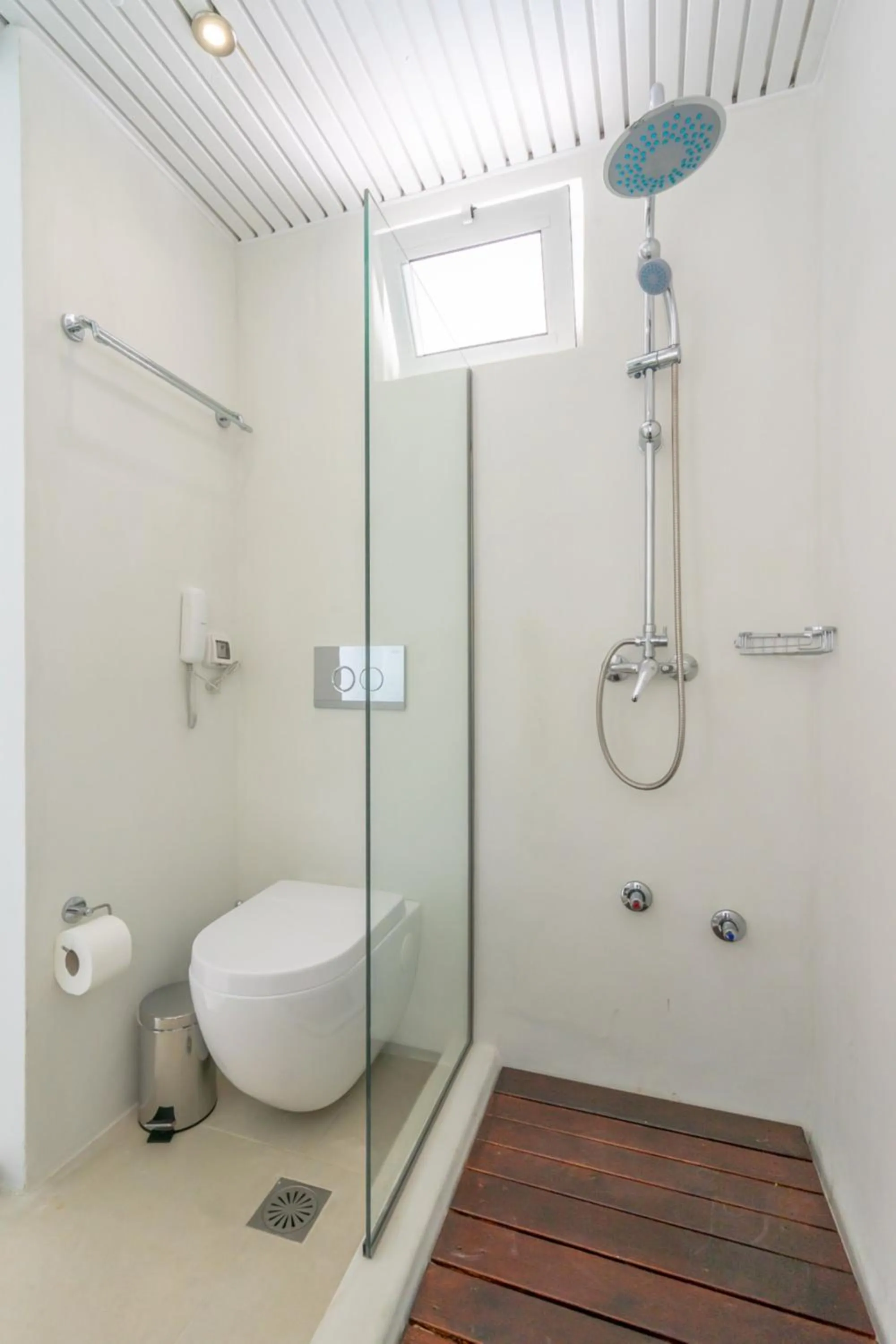Shower in Aloe Hotel - Adults Only